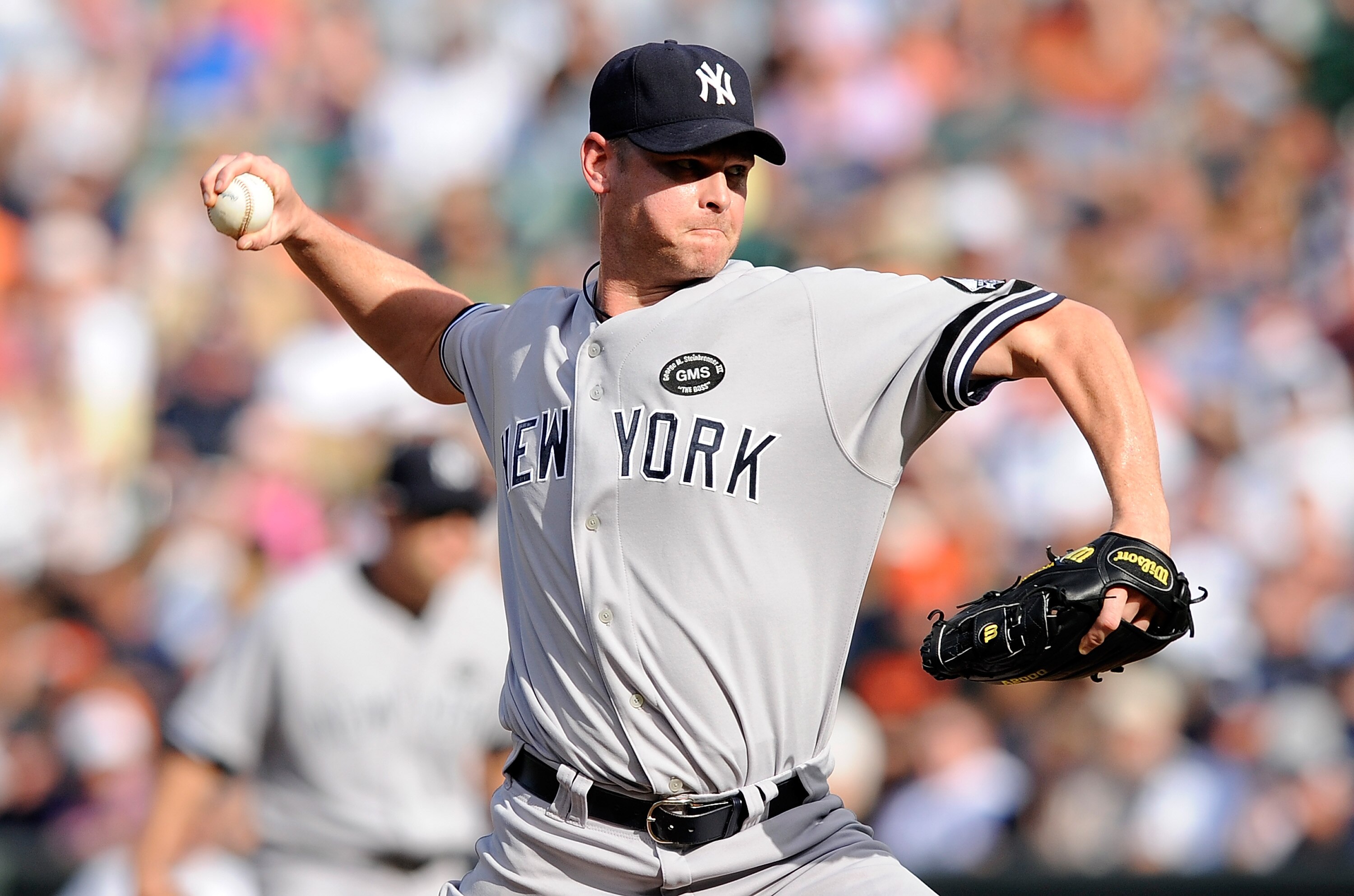 BALTIMORE - SEPTEMBER 19:  Kerry Wood #39 of the New York Yankees pitches against the Baltimore Orioles at Camden Yards on September 19, 2010 in Baltimore, Maryland.  (Photo by Greg Fiume/Getty Images)