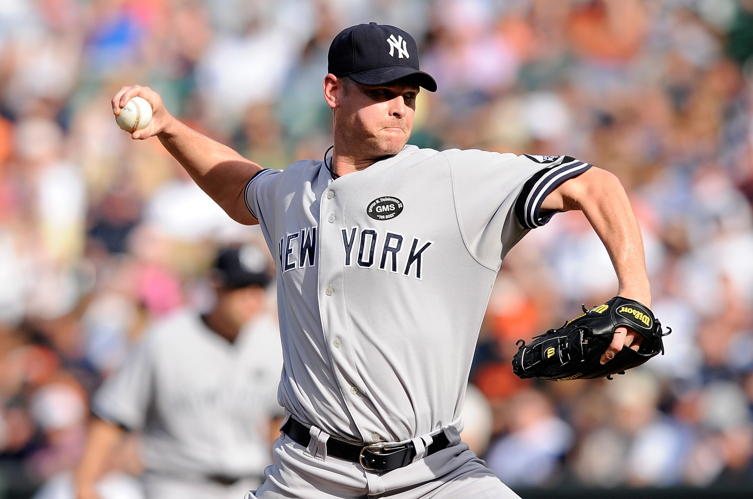 BALTIMORE - SEPTEMBER 19: Kerry Wood #39 of the New York Yankees pitches against the Baltimore Orioles at Camden Yards on September 19, 2010 in Baltimore, Maryland. (Photo by Greg Fiume/Getty Images) BALTIMORE - SEPTEMBER 19: Kerry Wood #39 of the New York Yankees pitches against the Baltimore Orioles at Camden Yards on September 19, 2010 in Baltimore, Maryland. (Photo by Greg Fiume/Getty Images)