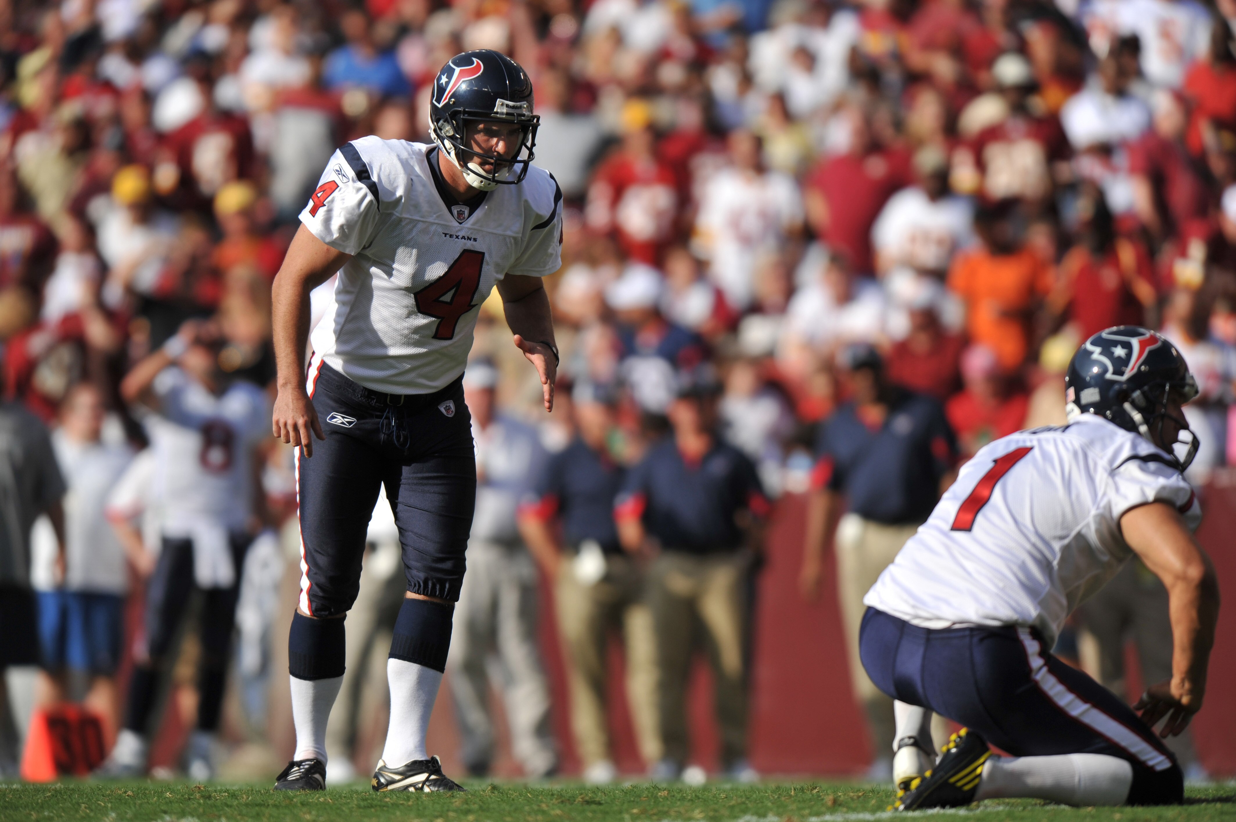LANDOVER - SEPTEMBER 19:  Neil Rackers #4 of the Houston Texans prepares to kick against the Washington Redskins at FedExField on September 19, 2010 in Landover, Maryland. The Texans defeated the Redskins in overtime 30-27. (Photo by Larry French/Getty Im