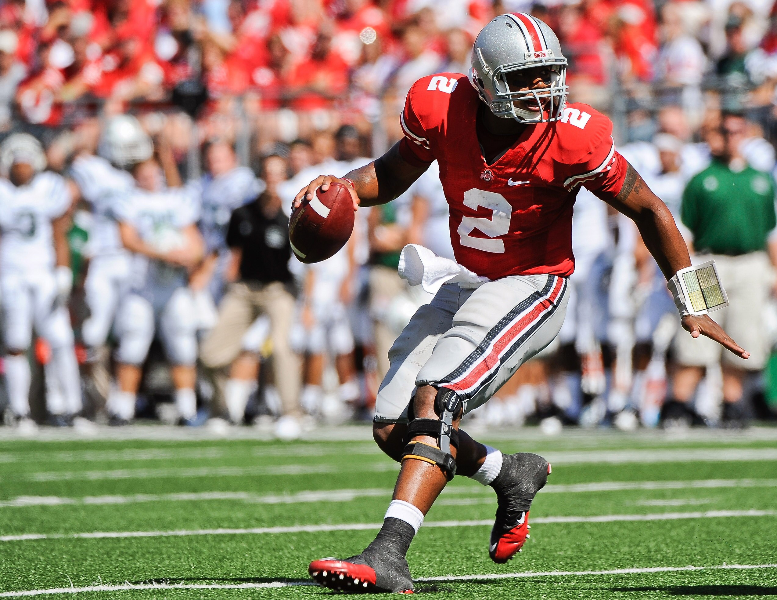 COLUMBUS, OH - SEPTEMBER 18:  Terrelle Pryor #2 of the Ohio State Buckeyes runs with the ball against the Ohio Bobcats at Ohio Stadium on September 18, 2010 in Columbus, Ohio.  (Photo by Jamie Sabau/Getty Images)
