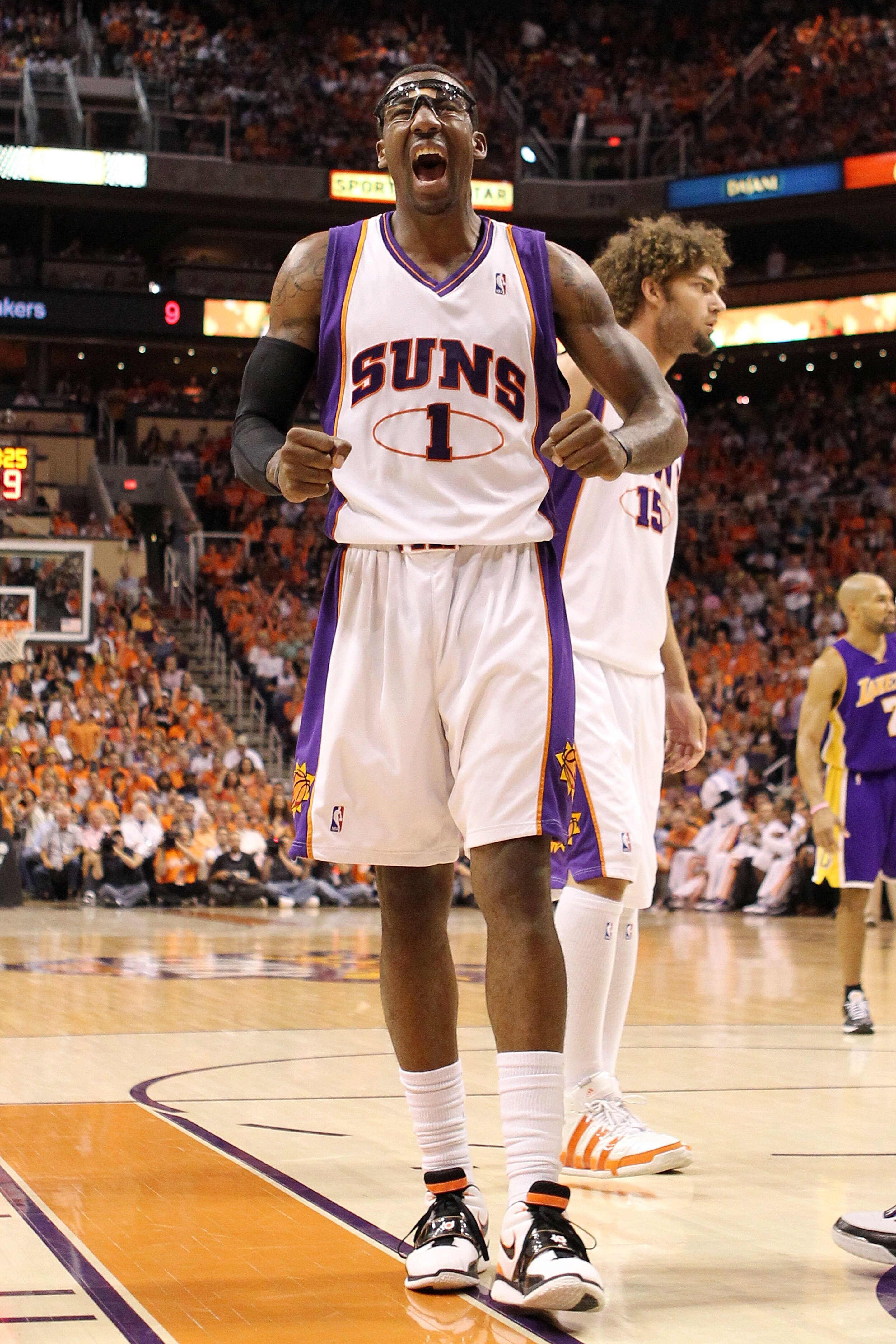 PHOENIX - MAY 25:  Amar'e Stoudemire #1 of the Phoenix Suns reacts to a play against the Los Angeles Lakers in the third quarter of Game Four of the Western Conference Finals during the 2010 NBA Playoffs at US Airways Center on May 25, 2010 in Phoenix, Ar