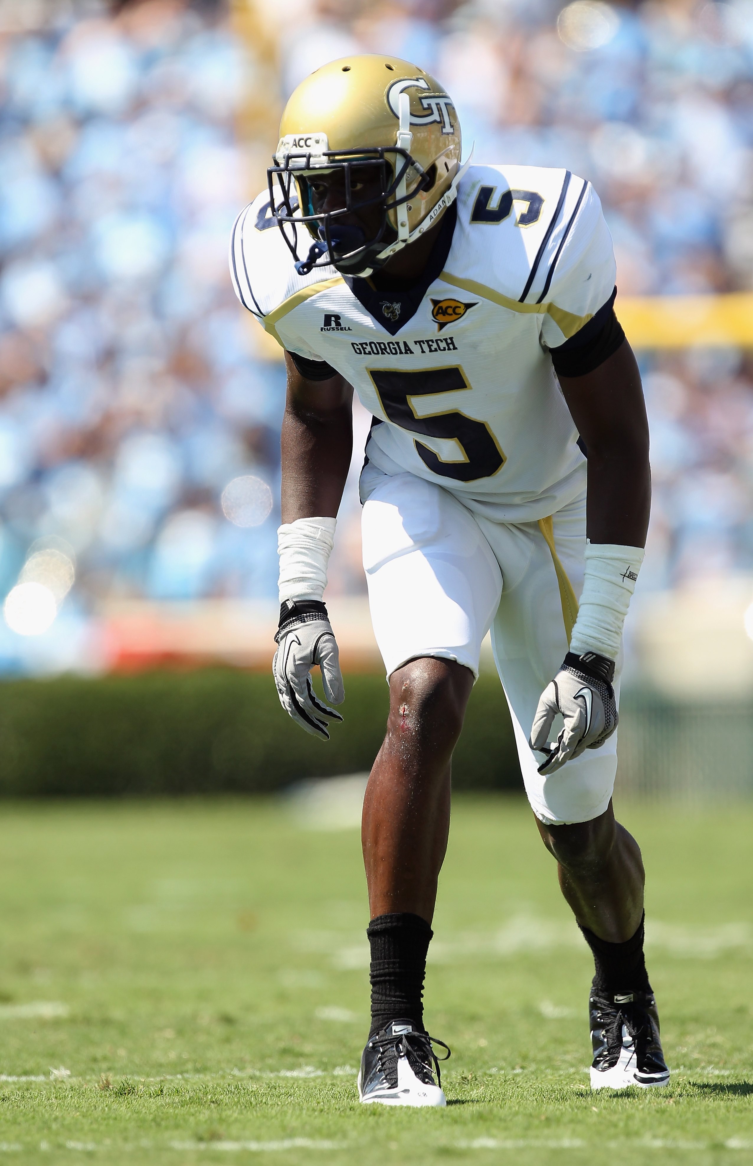 CHAPEL HILL, NC - SEPTEMBER 18: Stephen Hill #5 of the Georgia Tech Yellow Jackets against the North Carolina Tar Heels during their game at Kenan Stadium on September 18, 2010 in Chapel Hill, North Carolina. (Photo by Streeter Lecka/Getty Images) CHAPEL HILL, NC - SEPTEMBER 18: Stephen Hill #5 of the Georgia Tech Yellow Jackets against the North Carolina Tar Heels during their game at Kenan Stadium on September 18, 2010 in Chapel Hill, North Carolina. (Photo by Streeter Lecka/Getty Images)