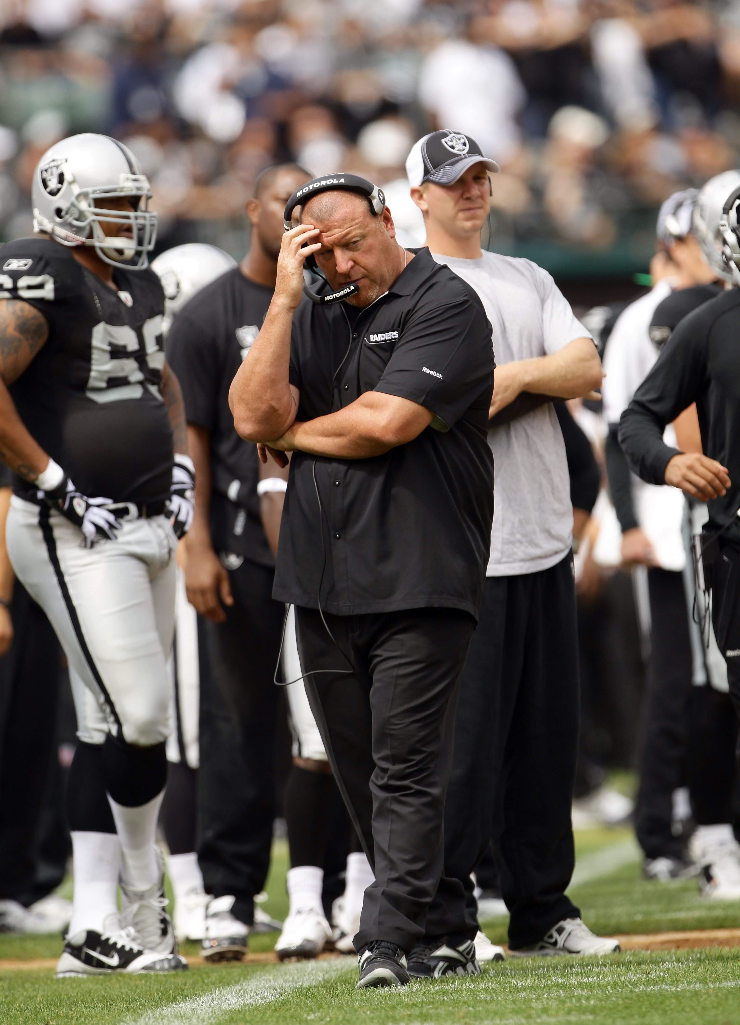 OAKLAND, CA - SEPTEMBER 19:  Head coach Tom Cable of the Oakland Raiders walks the sidelines during their game against the St. Louis Rams at the Oakland-Alameda County Coliseum on September 19, 2010 in Oakland, California.  (Photo by Ezra Shaw/Getty Image