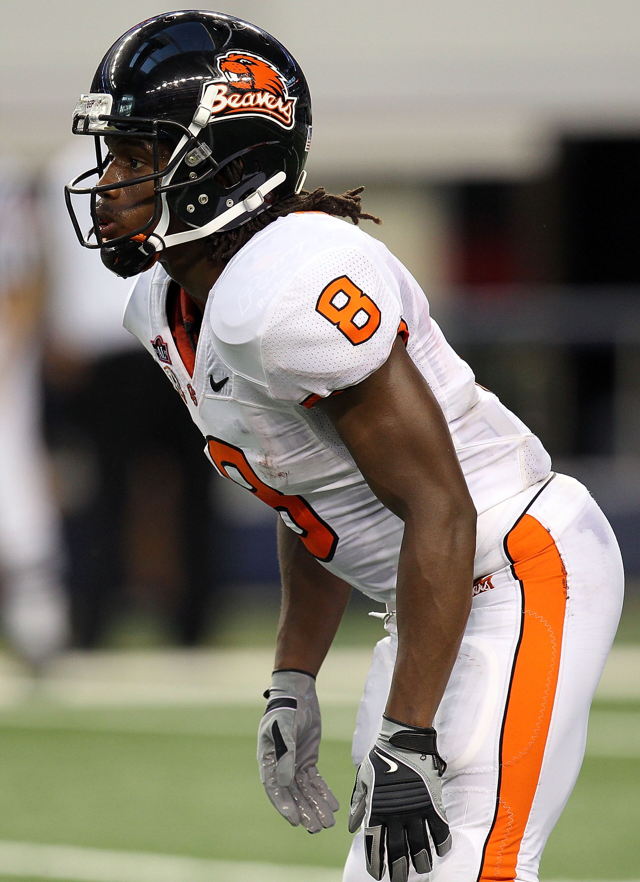 ARLINGTON, TX - SEPTEMBER 04:  Wide receiver James Rodgers #8 of the Oregon State Beavers at Cowboys Stadium on September 4, 2010 in Arlington, Texas.  (Photo by Ronald Martinez/Getty Images)