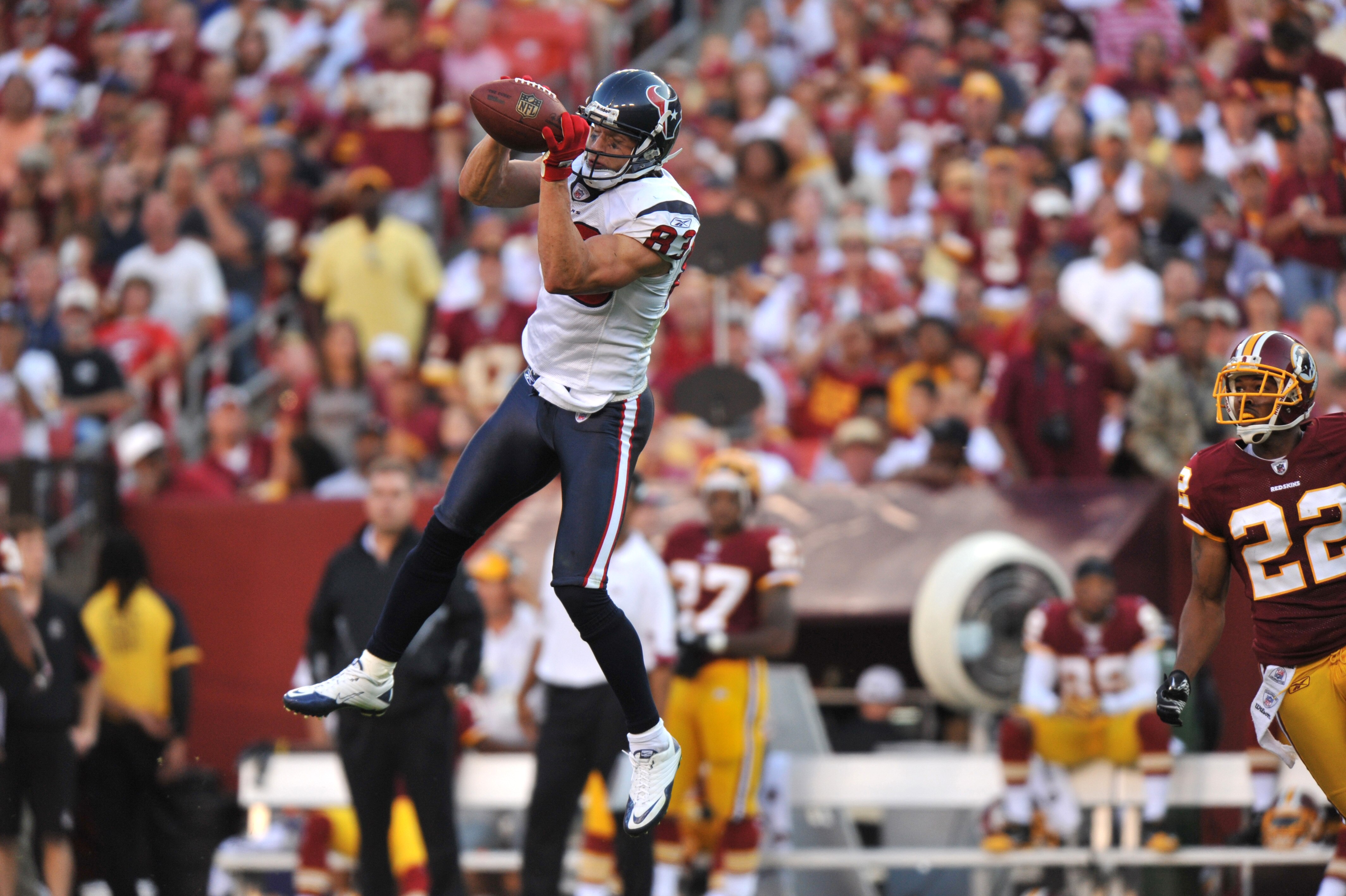 LANDOVER - SEPTEMBER 19:  Kevin Walter #83 of the Houston Texans makes a catch against the Washington Redskins at FedExField on September 19, 2010 in Landover, Maryland. The Texans defeated the Redskins 30-27 in overtime. (Photo by Larry French/Getty Imag