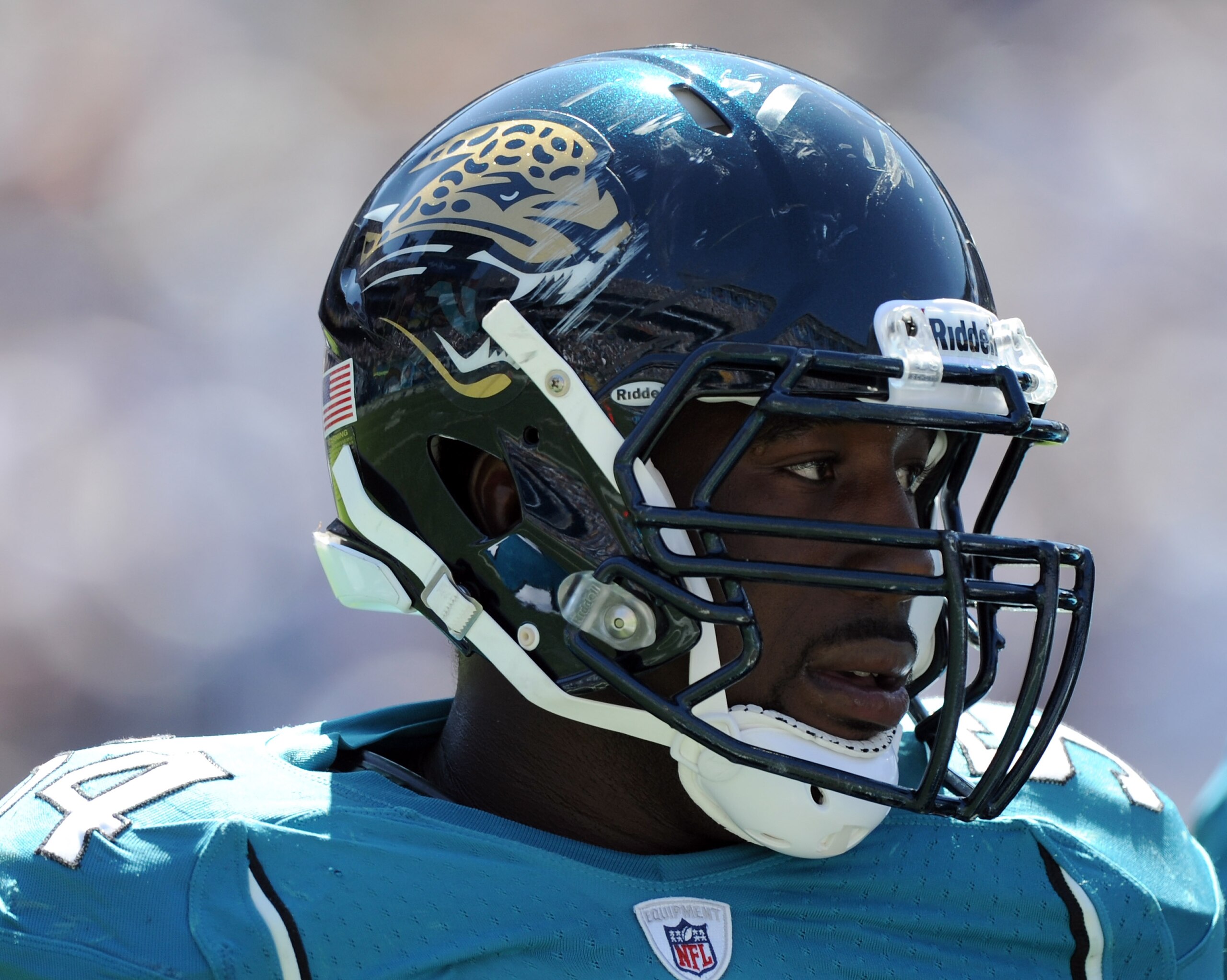 SAN DIEGO - SEPTEMBER 19:  Alvin Bowen #54 of the Jacksonville Jaguars in the game agasint the San Diego Chargers at Qualcomm Stadium on September 19, 2010 in San Diego, California.  (Photo by Harry How/Getty Images)