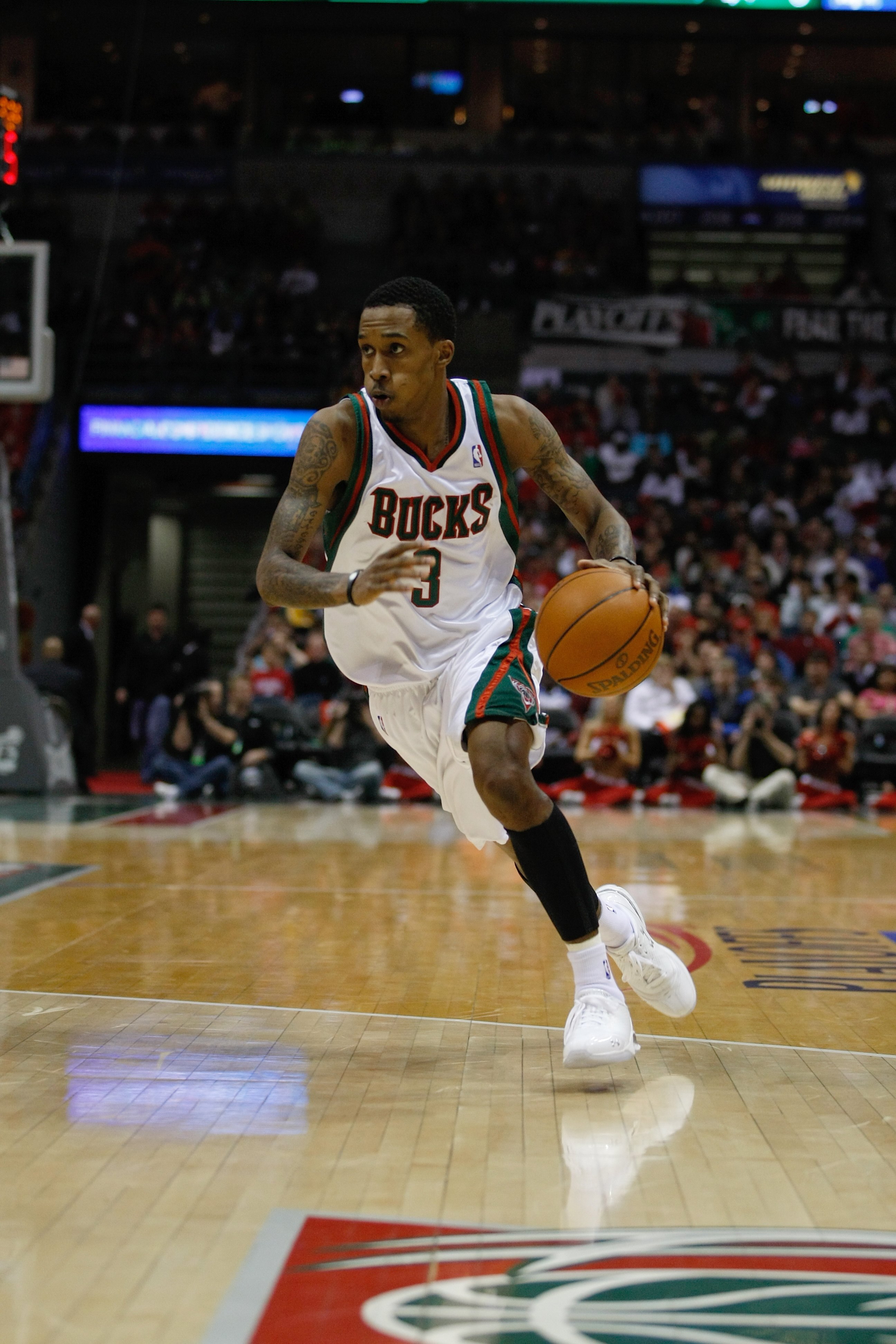 MILWAUKEE, WI - APRIL 24: Brandon Jennings #3 of the Milwaukee Bucks dribbles the basketball against the Atlanta Hawks during Game Three of Eastern Conference Quarterfinals of the 2010 NBA Playoffs at the Bradley Center on April 24, 2010 in Milwaukee, Wis