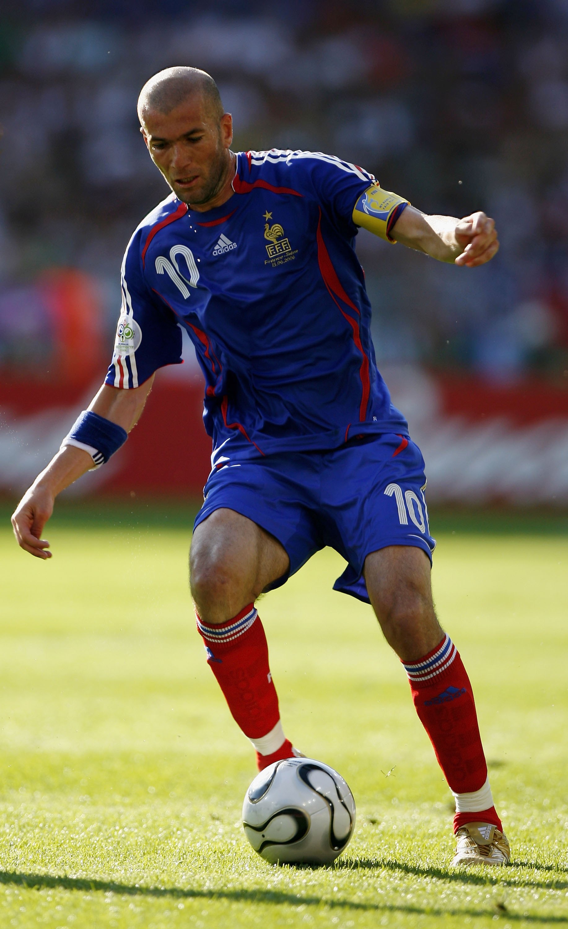 STUTTGART, GERMANY - JUNE 13:  Zinedine Zidane of France controls the ball during the FIFA World Cup Germany 2006 Group G match between France and Switzerland at the Gottlieb-Daimler Stadium on June 13, 2006 in Stuttgart, Germany.  (Photo by Michael Steel