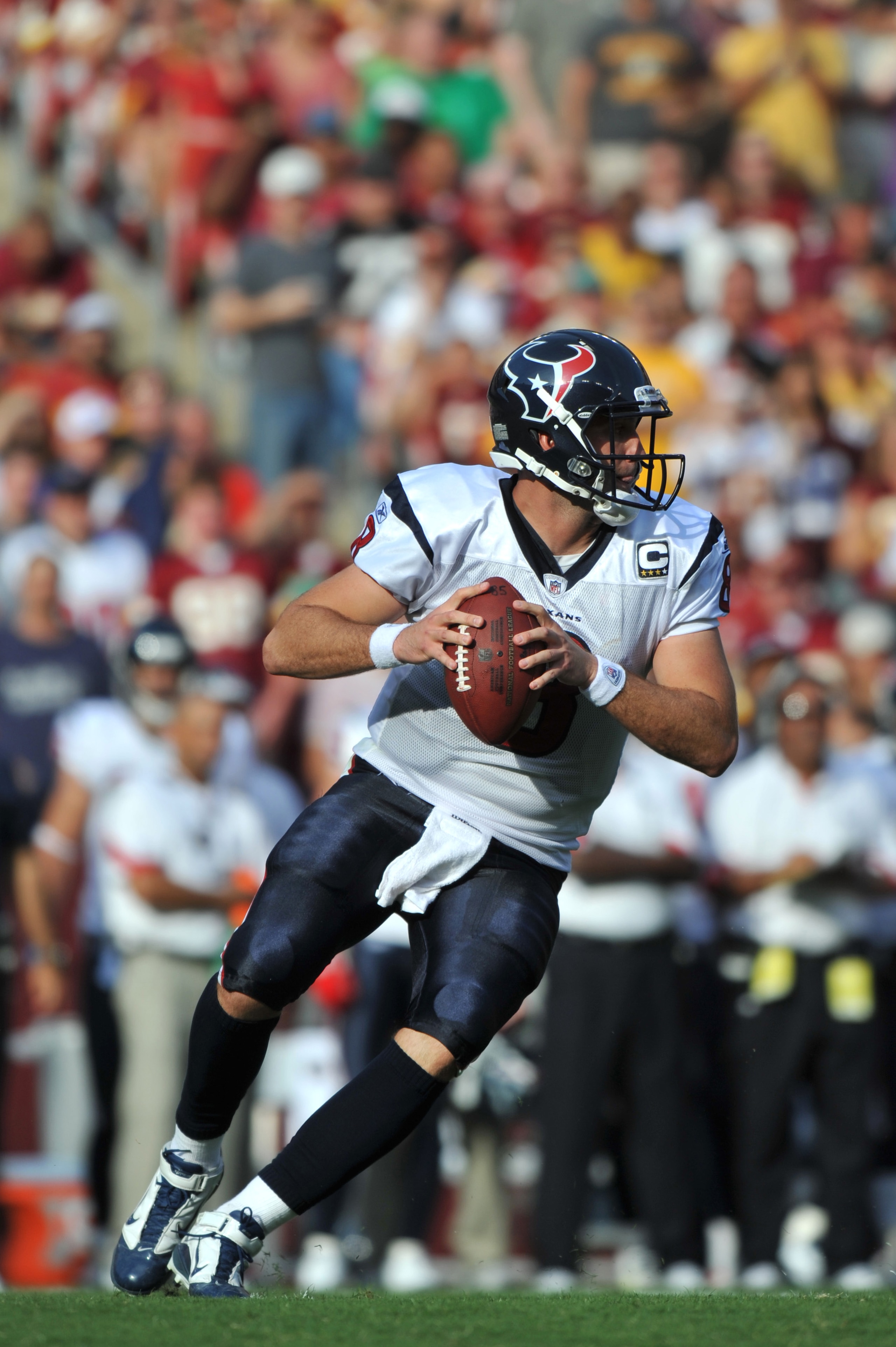 LANDOVER, MD - SEPTEMBER 19:  Matt Schaub #8 of the Houston Texans passes during the game against the Washington Redskins at FedExField on September 19, 2010 in Landover, Maryland. The Texans defeated the Redskins in overtime 30-27. (Photo by Larry French
