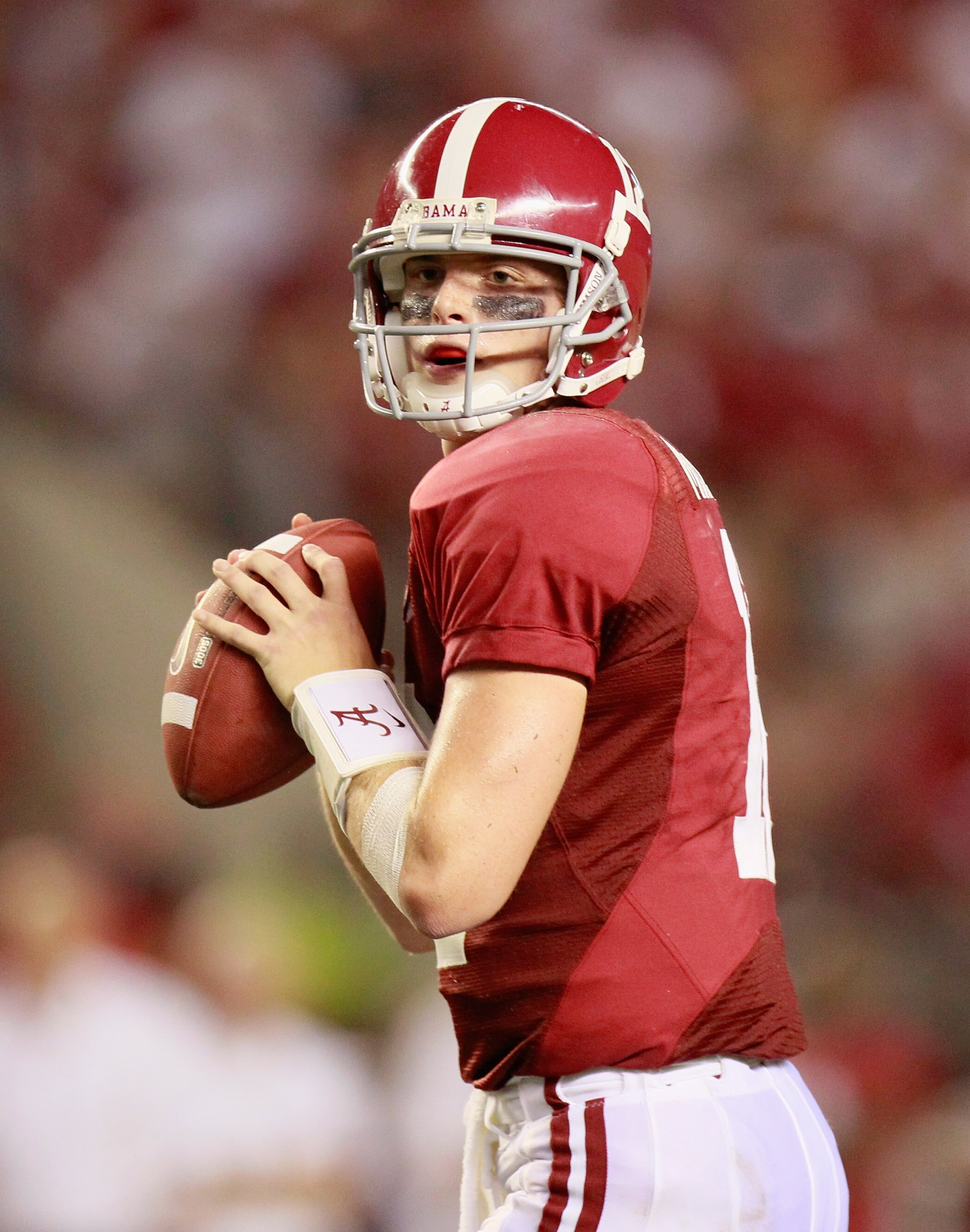 TUSCALOOSA, AL - SEPTEMBER 11:  Quarterback Greg McElroy #12 of the Alabama Crimson Tide against the Penn State Nittany Lions at Bryant-Denny Stadium on September 11, 2010 in Tuscaloosa, Alabama.  (Photo by Kevin C. Cox/Getty Images)