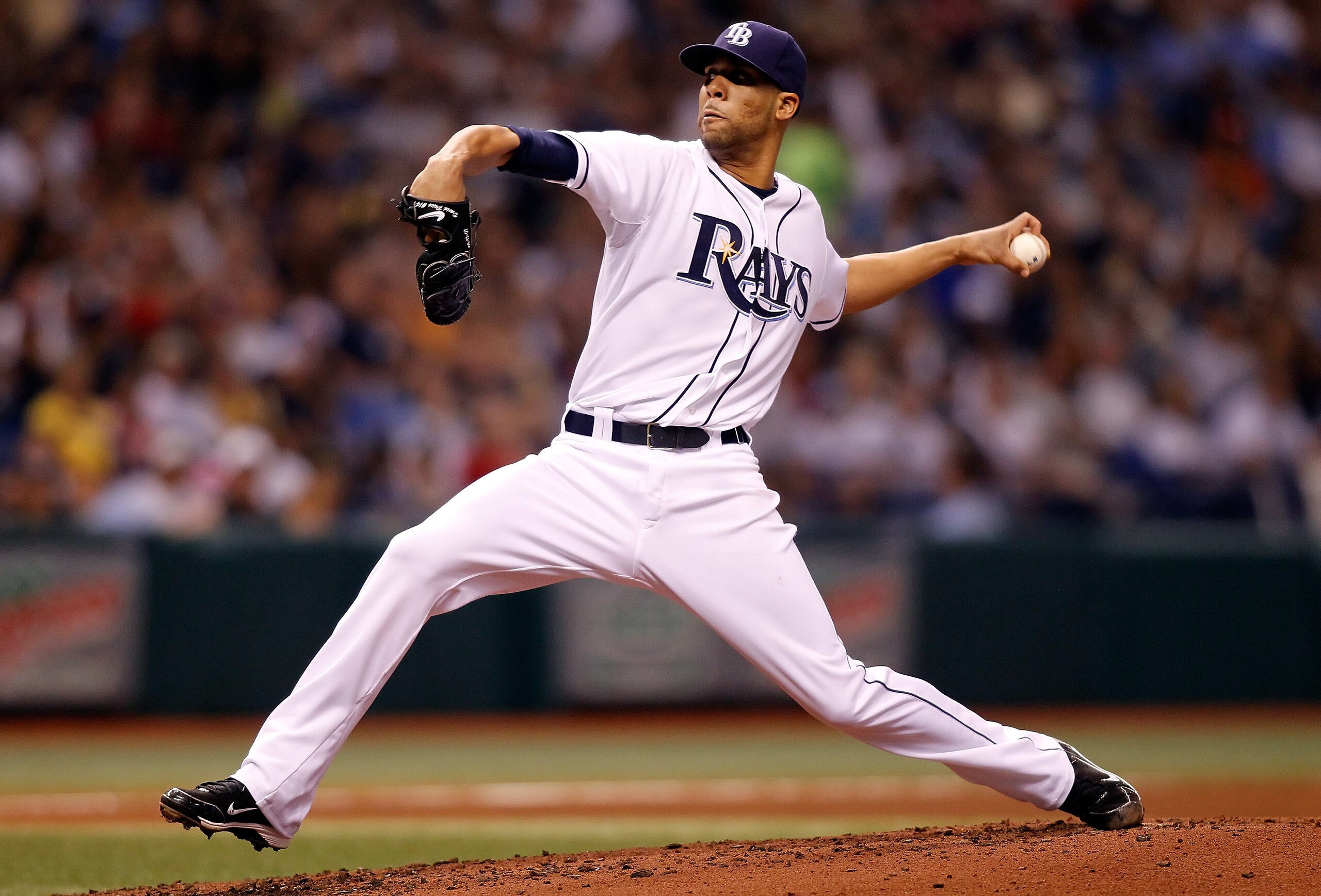 ST PETERSBURG, FL - SEPTEMBER 13:  David Price #14 of the Tampa Bay Rays pitches against the New York Yankees during the game at Tropicana Field on September 13, 2010 in St. Petersburg, Florida.  (Photo by J. Meric/Getty Images)