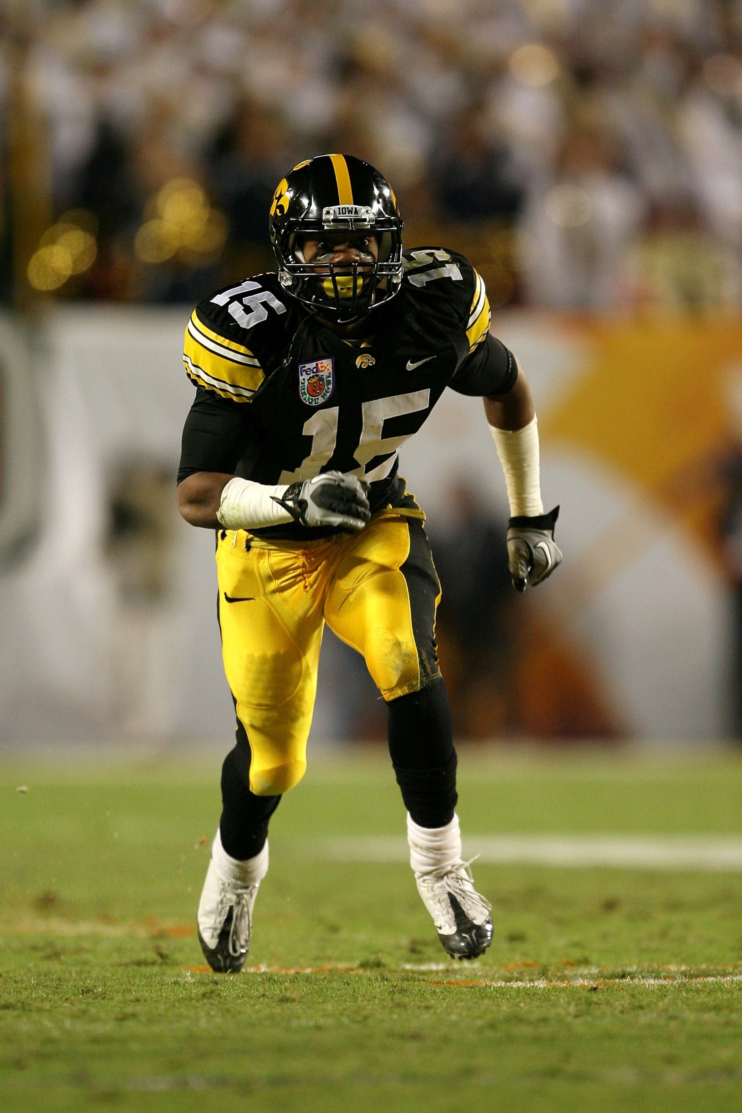 MIAMI GARDENS, FL - JANUARY 05:  Wide receiver Derrell Johnson-Koulianos #15 of the Iowa Hawkeyes runs a pattern on offensie against the Georgia Tech Yellow Jackets during the FedEx Orange Bowl at Land Shark Stadium on January 5, 2010 in Miami Gardens, Fl