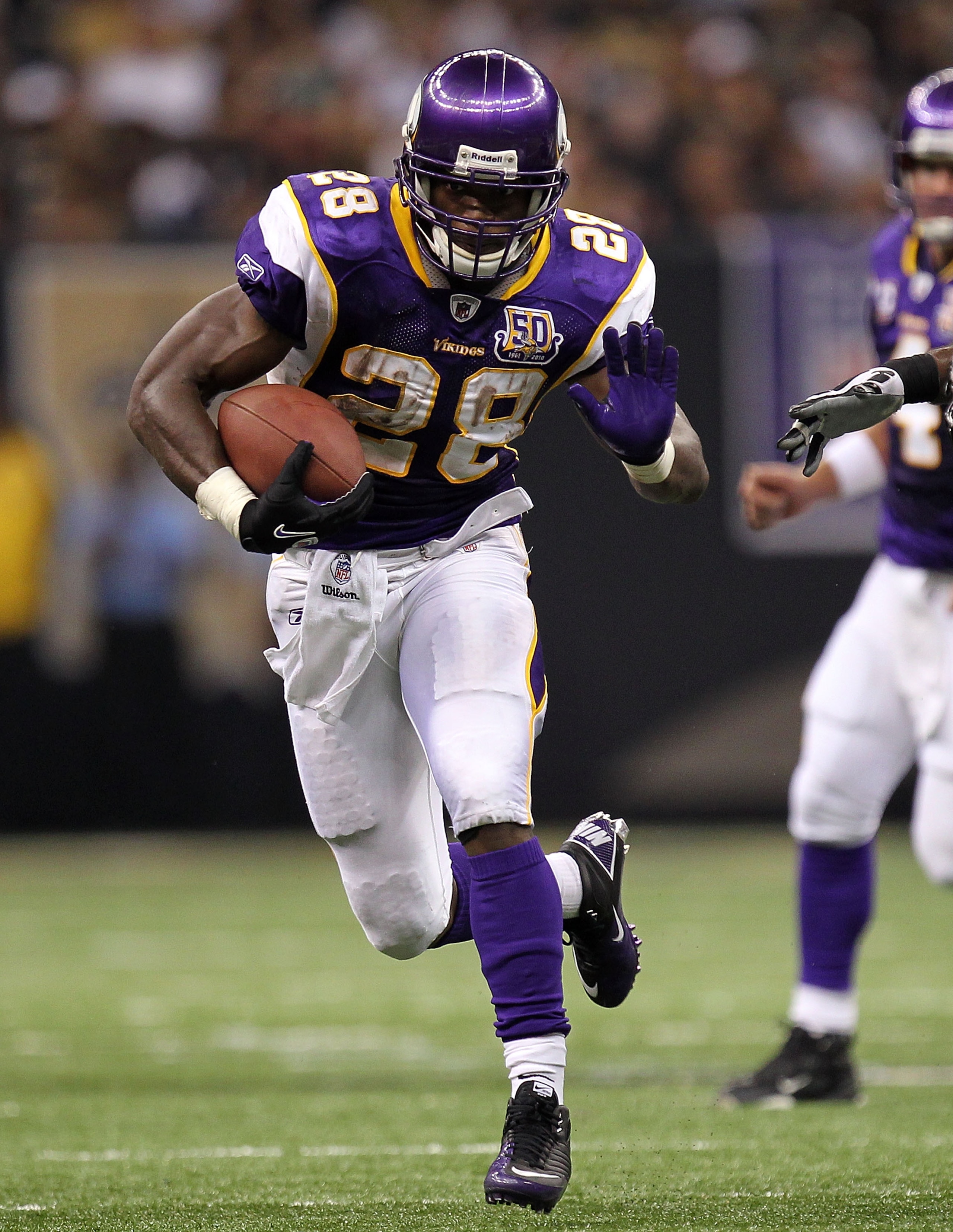 NEW ORLEANS - SEPTEMBER 09:  Adrian Peterson #28 of the Minnesota Vikings at Louisiana Superdome on September 9, 2010 in New Orleans, Louisiana.  (Photo by Ronald Martinez/Getty Images)