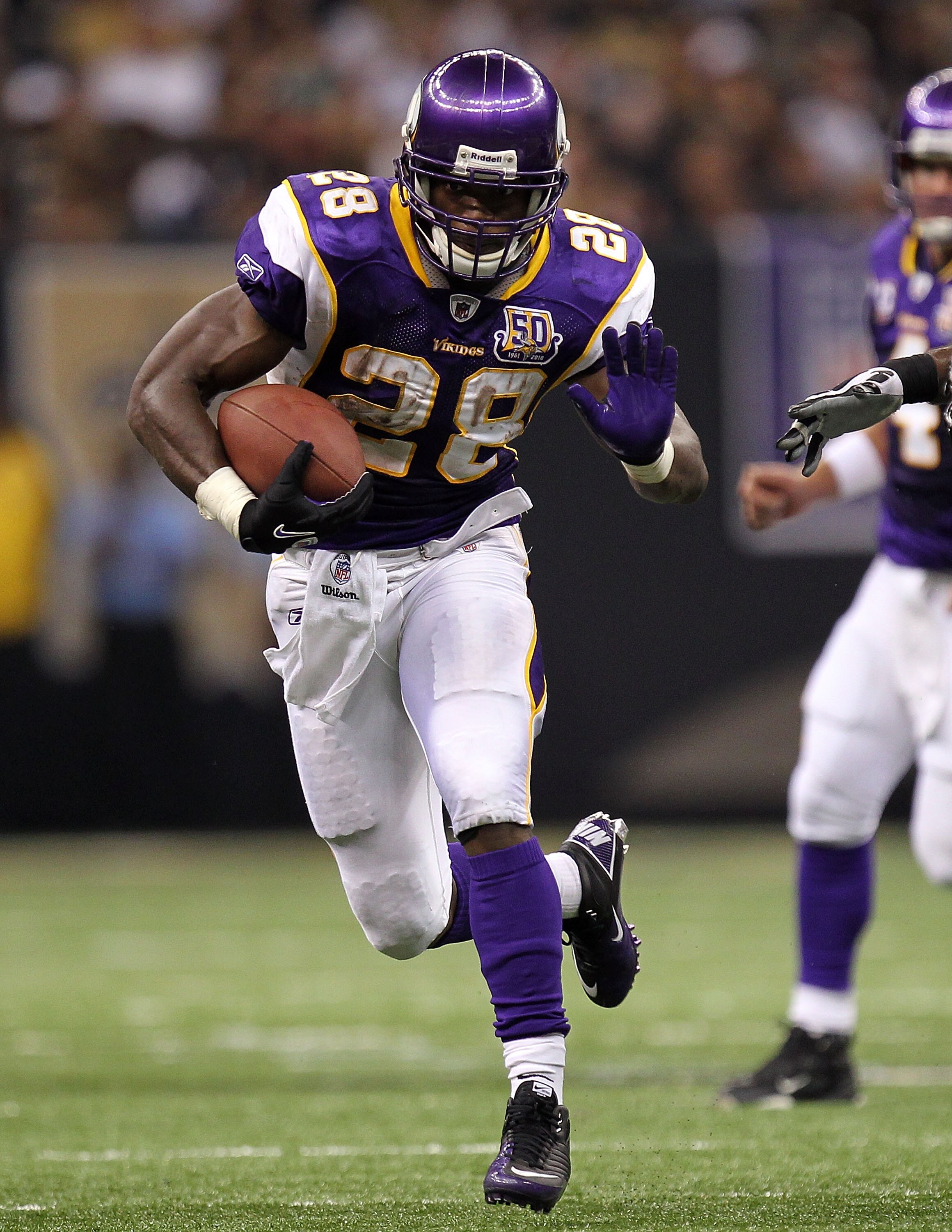 NEW ORLEANS - SEPTEMBER 09:  Adrian Peterson #28 of the Minnesota Vikings at Louisiana Superdome on September 9, 2010 in New Orleans, Louisiana.  (Photo by Ronald Martinez/Getty Images)