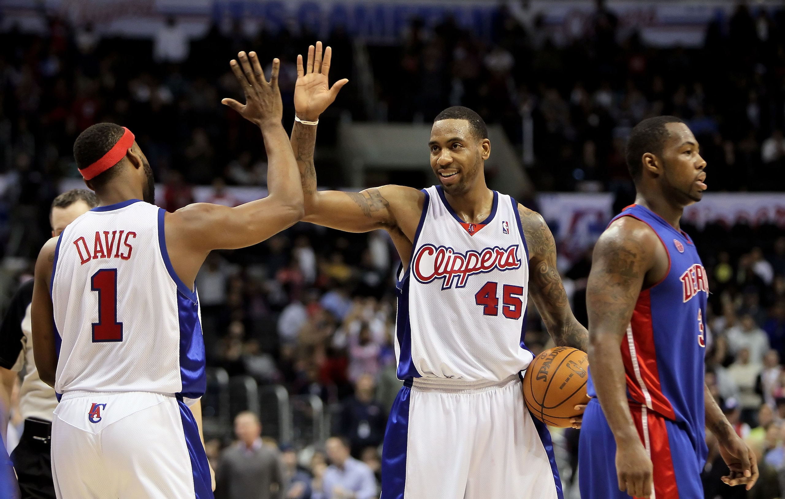 LOS ANGELES, CA - FEBRUARY 24:  Rasual Butler #45 of the Los Angeles Clippers is congratulated by Baron Davis #1 after scoring a basket in the closing minutes of the second half against the Detroit Pistons at Staples Center on February 24, 2010 in Los Ang