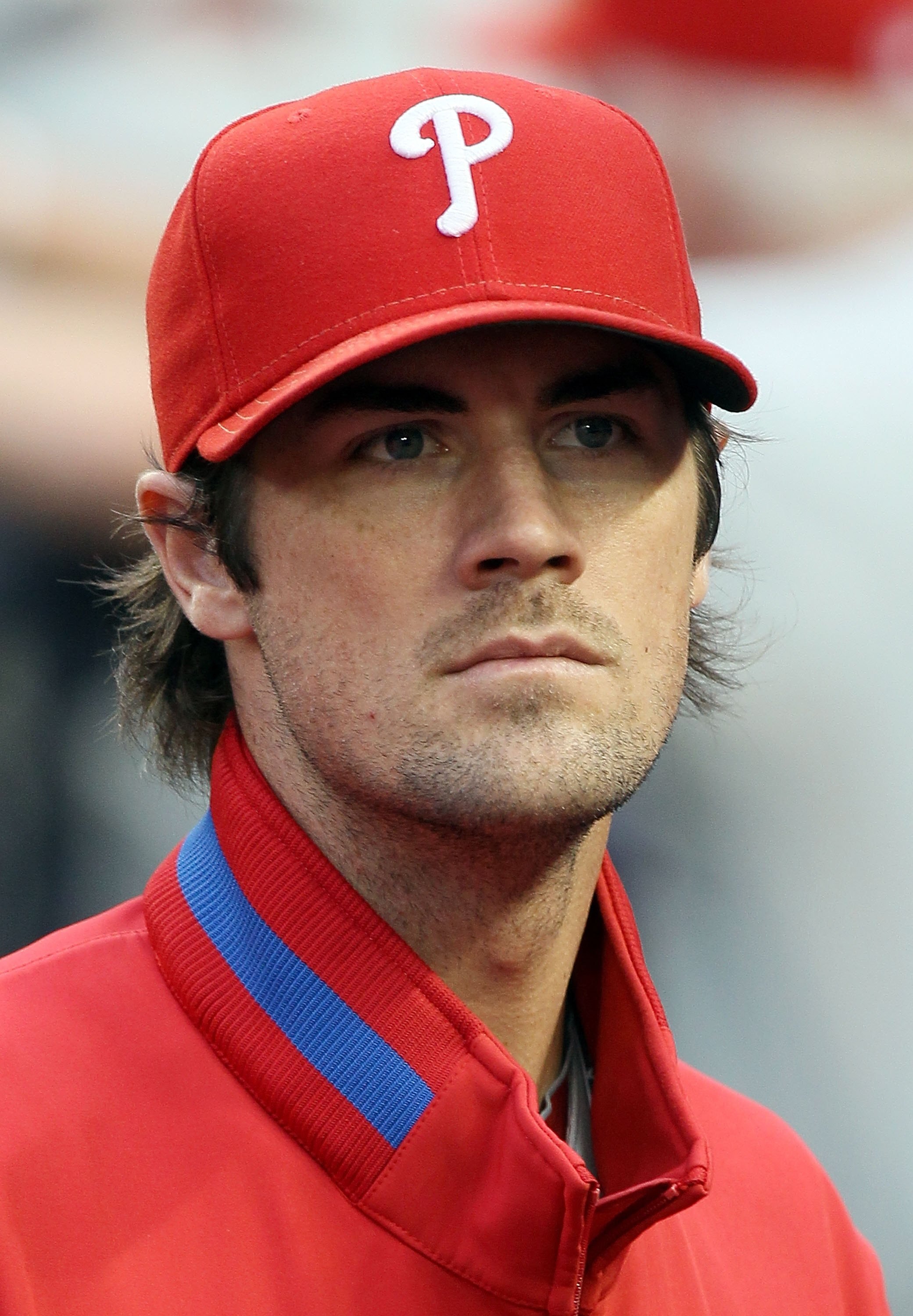 NEW YORK - JUNE 17:  Cole Hamels #35 of the Philadelphia Phillies looks on prior to playing against the New York Yankees on June 17, 2010 at Yankee Stadium in the Bronx borough of New York City.  (Photo by Jim McIsaac/Getty Images)