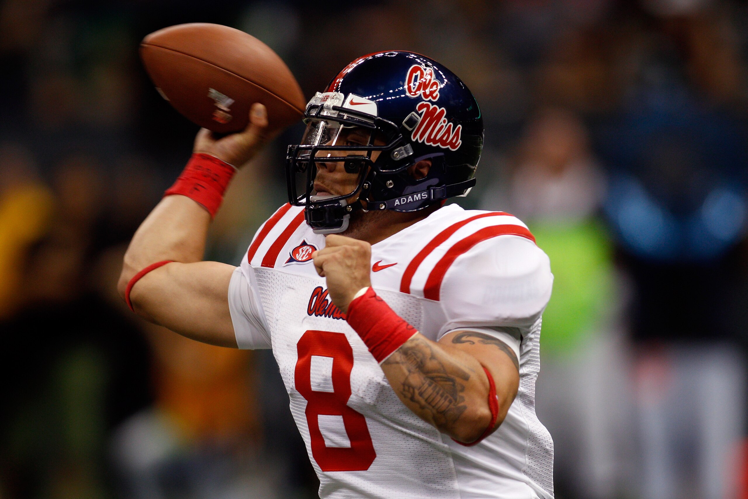 NEW ORLEANS - SEPTEMBER 11:  Jeremiah Masoli #8 of the Ole Miss Rebels throws a pass against the Tulane Green Wave at the Louisiana Superdome on September 11, 2010 in New Orleans, Louisiana.  (Photo by Chris Graythen/Getty Images)