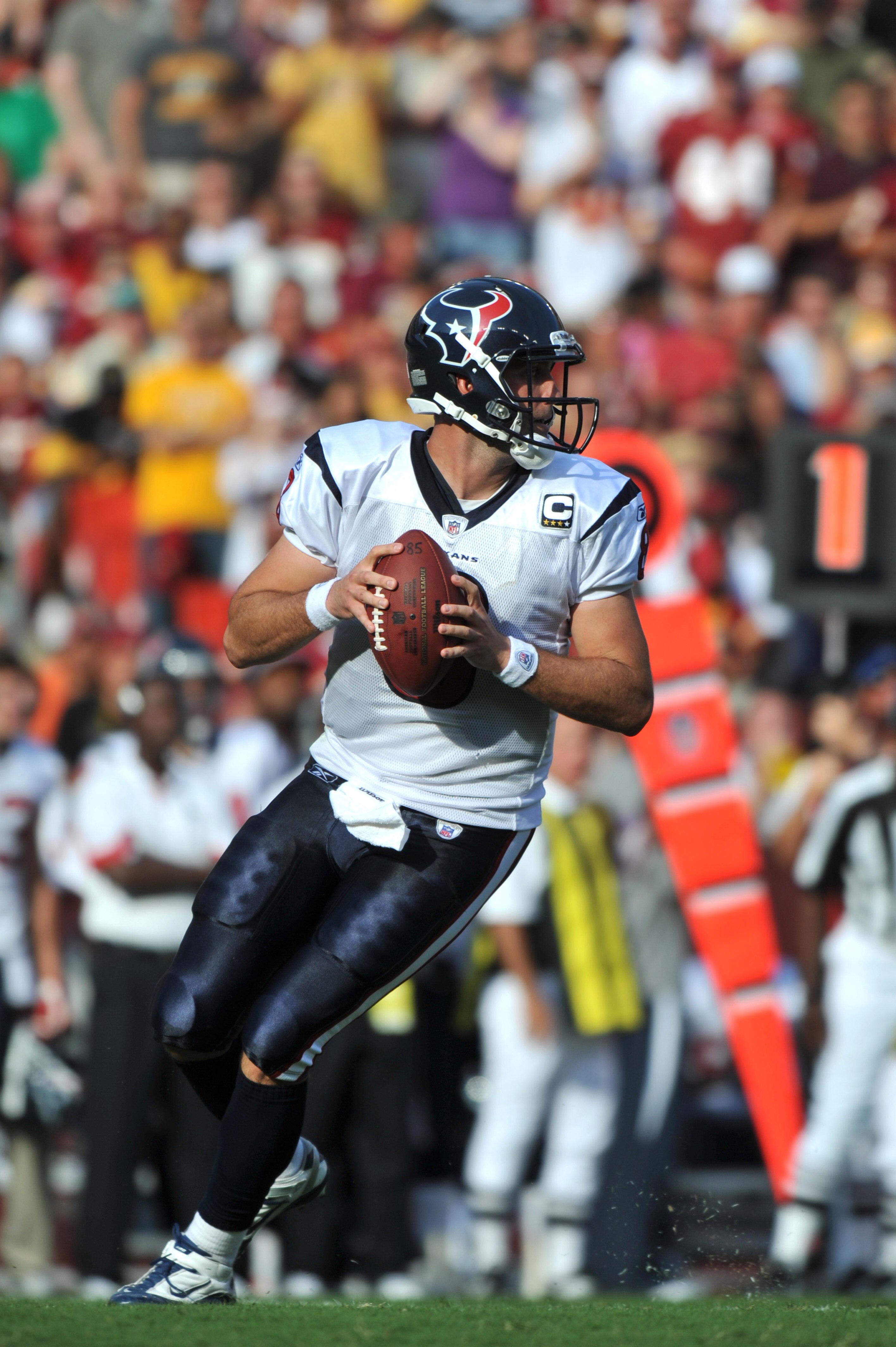 LANDOVER - SEPTEMBER 19:  Matt Schaub #8 of the Houston Texans passes during the game against the Washington Redskins at FedExField on September 19, 2010 in Landover, Maryland. The Texans defeated the Redskins in overtime 30-27. (Photo by Larry French/Get