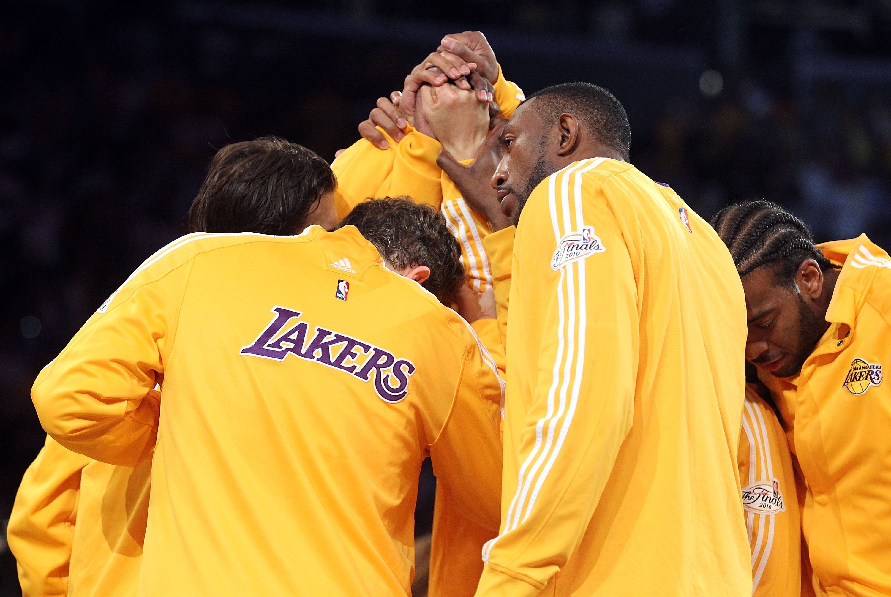 LOS ANGELES, CA - JUNE 17: The Los Angeles Lakers huddle before Game Seven of the 2010 NBA Finals against the Boston Celtics at Staples Center on June 17, 2010 in Los Angeles, California.  NOTE TO USER: User expressly acknowledges and agrees that, by down