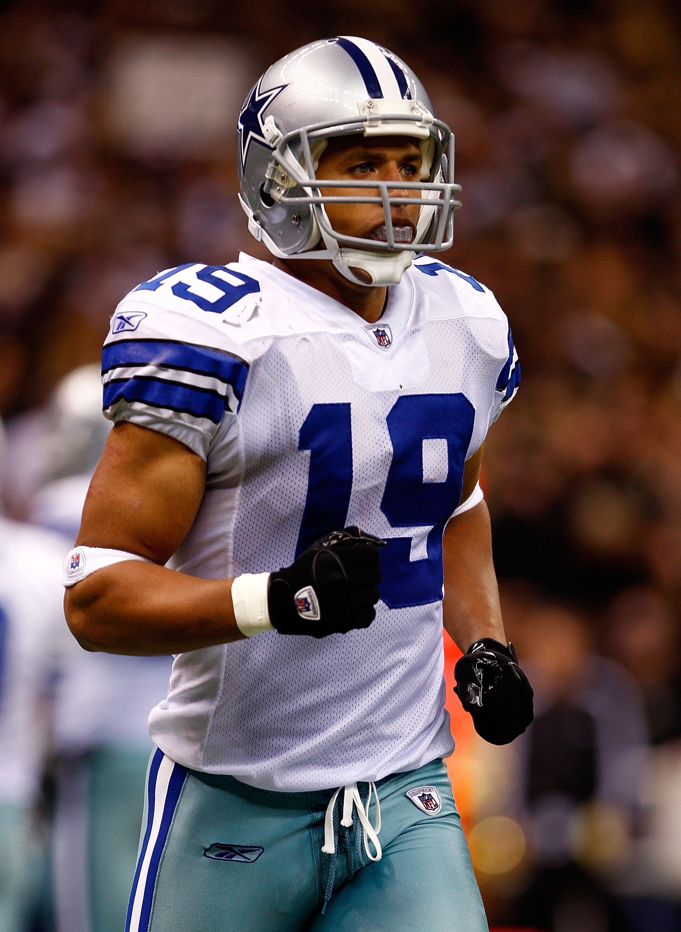 NEW ORLEANS - DECEMBER 19:  Miles Austin #19 of the Dallas Cowboys is seen on the field during the game against the New Orleans Saints at the Louisiana Superdome on December 19, 2009 in New Oleans, Louisiana.  (Photo by Scott Halleran/Getty Images)
