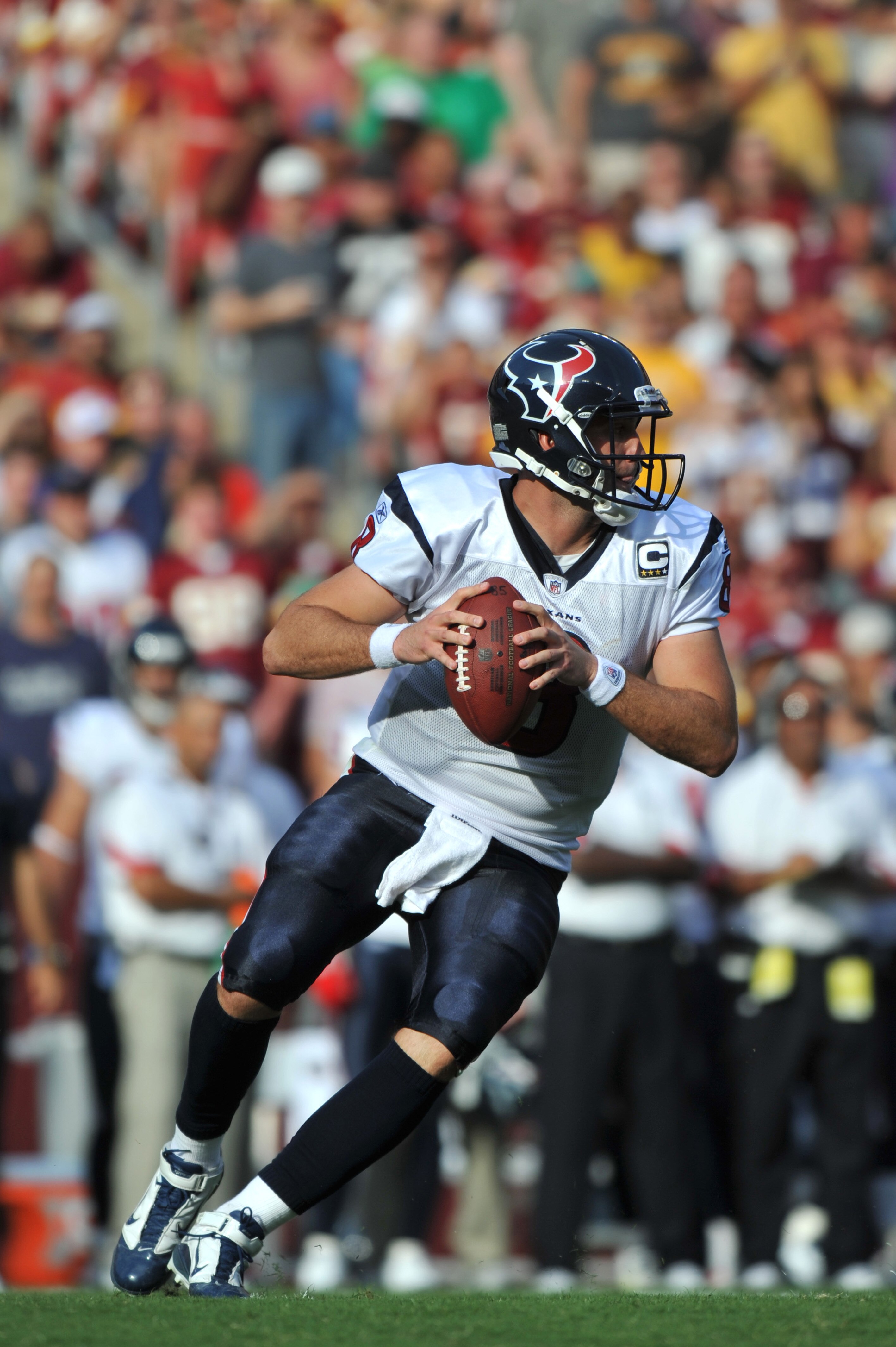 LANDOVER, MD - SEPTEMBER 19:  Matt Schaub #8 of the Houston Texans passes during the game against the Washington Redskins at FedExField on September 19, 2010 in Landover, Maryland. The Texans defeated the Redskins in overtime 30-27. (Photo by Larry French