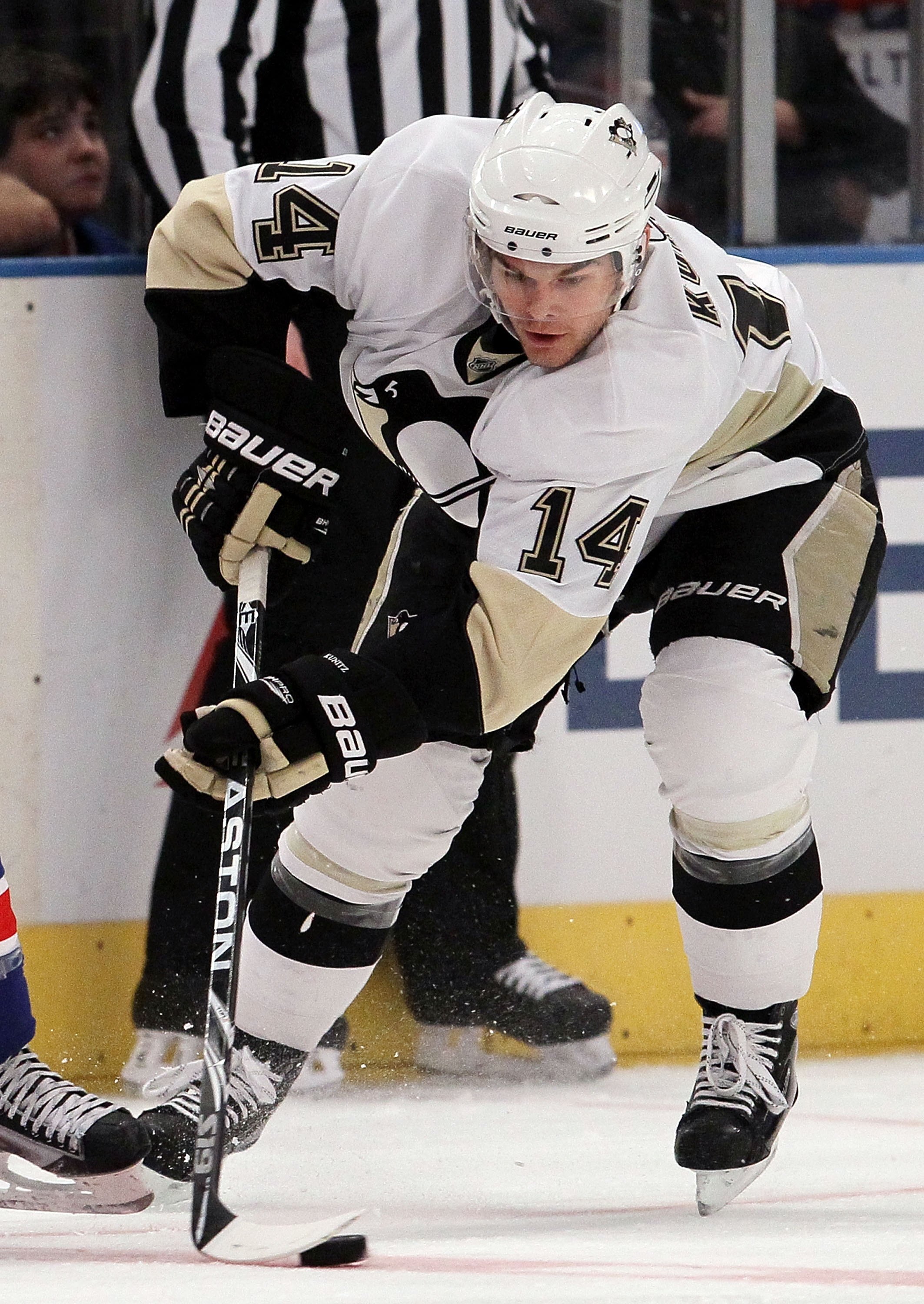 NEW YORK - MARCH 04: Chris Kunitz #14 of the Pittsburgh Penguins skates against the New York Rangers on March 4, 2010 at Madison Square Garden in New York City. The Penguins defeated the Rangers 5-4 in overtime. (Photo by Jim McIsaac/Getty Images) NEW YORK - MARCH 04: Chris Kunitz #14 of the Pittsburgh Penguins skates against the New York Rangers on March 4, 2010 at Madison Square Garden in New York City. The Penguins defeated the Rangers 5-4 in overtime. (Photo by Jim McIsaac/Getty Images)