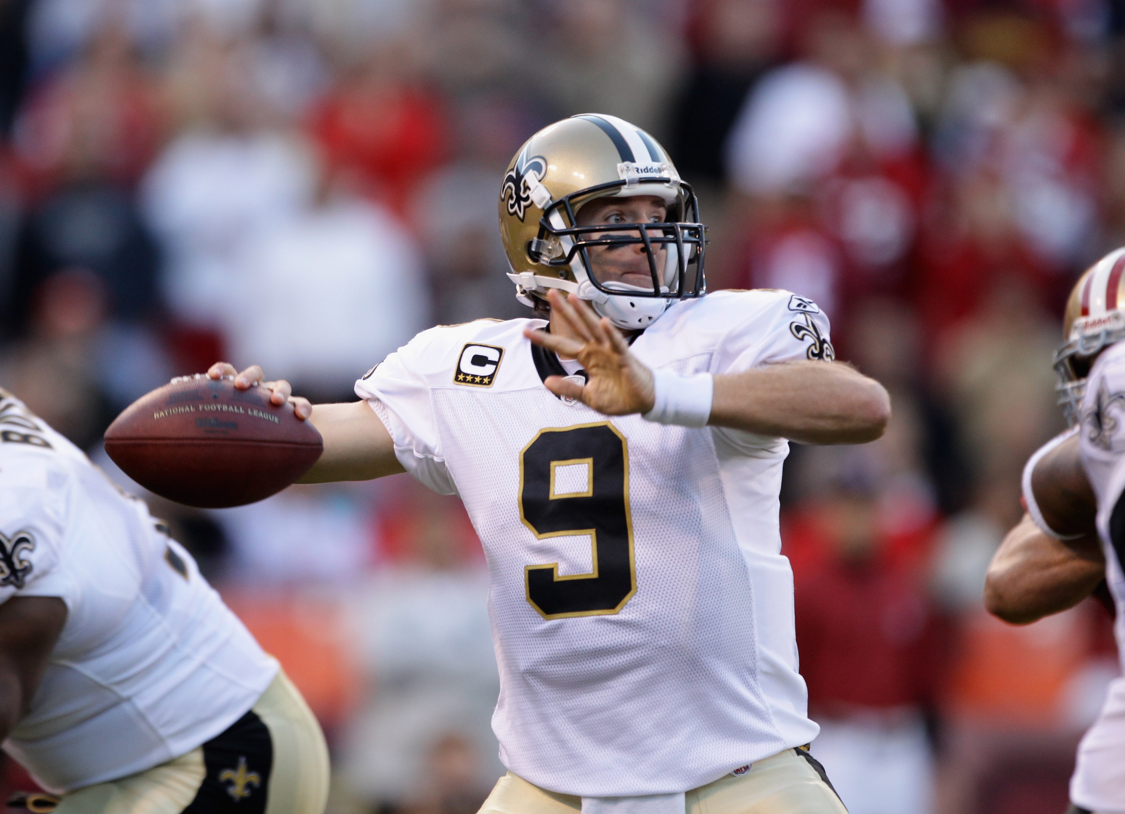 SAN FRANCISCO - SEPTEMBER 20:  Drew Brees #9 of the New Orleans Saints in action during their game against the San Francisco 49ers at Candlestick Park on September 20, 2010 in San Francisco, California.  (Photo by Ezra Shaw/Getty Images)