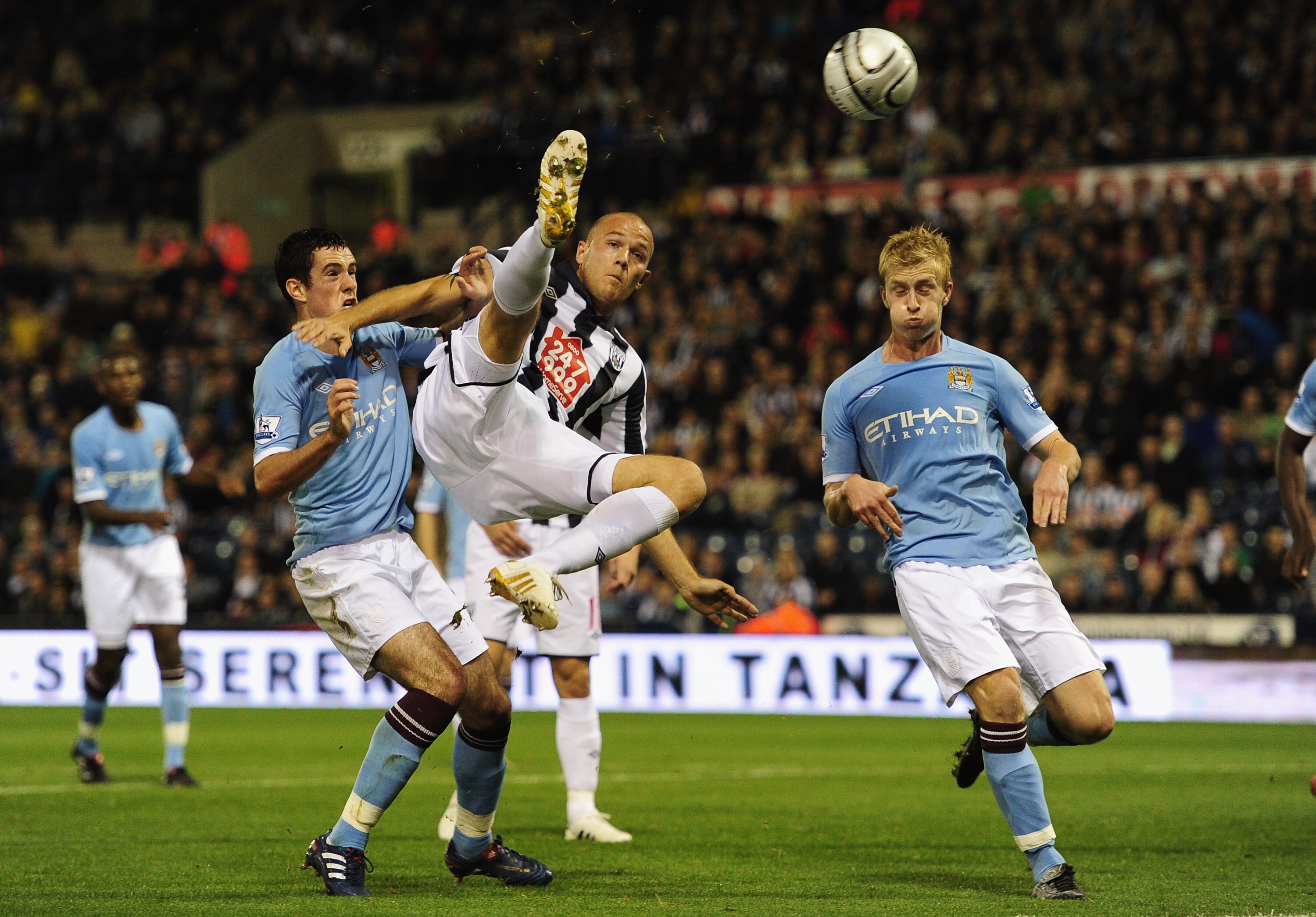WEST BROMWICH, ENGLAND - SEPTEMBER 22:  Roman Bednar of West Bromwich Albion attempts a shot on goal during the Carling Cup 3rd Round match between West Bromwich Albion and Manchester City at The Hawthorns on September 22, 2010 in West Bromwich, England. 