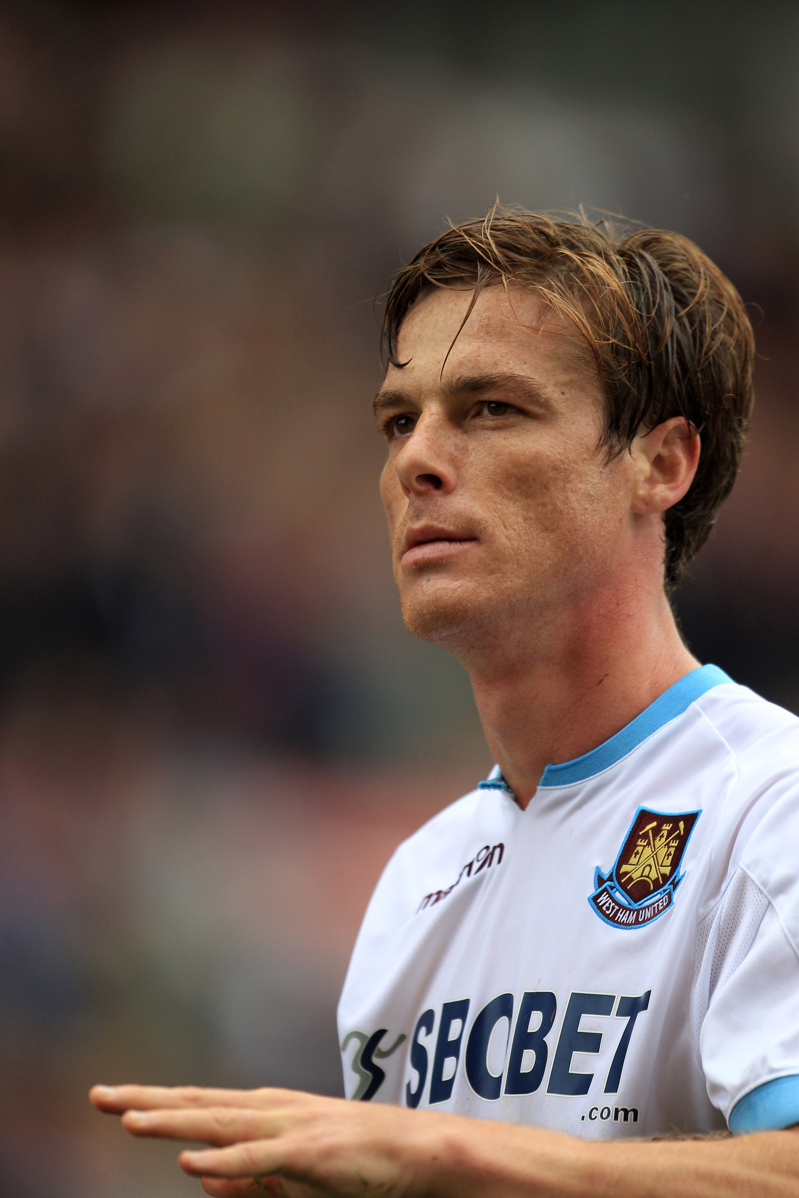 STOKE ON TRENT, ENGLAND - SEPTEMBER 18:  Scott Parker of West Ham United in action during the Barclays Premier League match between Stoke City and West Ham United at the Britannia Stadium on September 18, 2010 in Stoke on Trent, England.  (Photo by Mark T