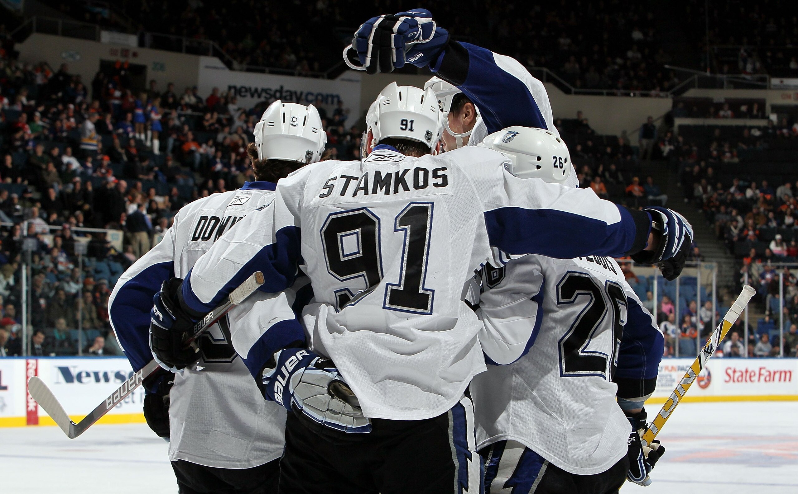 UNIONDALE, NY - FEBRUARY 13:  Steven Stamkos #91 of the Tampa Bay Lightning celebrates against the New York Islanders on February 13, 2010 at Nassau Coliseum in Uniondale, New York. The Isles defeated the Lightning 5-4.  (Photo by Jim McIsaac/Getty Images