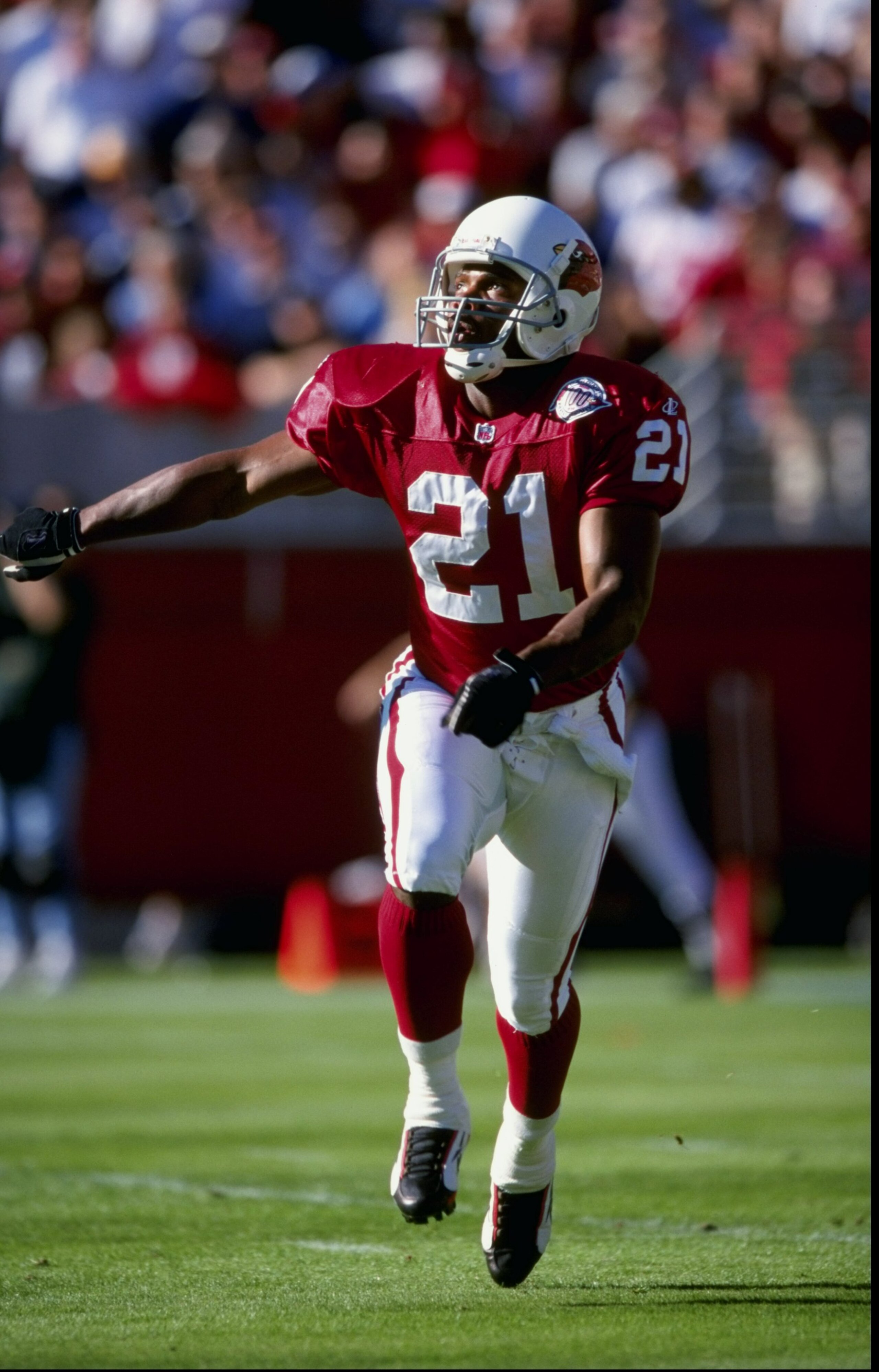 15 Nov 1998: Eric Metcalf #21 of the Arizona Cardinals in action during the game against the Dallas Cowboys at the Sun Devil Stadium in Tempe, Arizona. The Cowboys defeated the Cardinals 35-28. Mandatory Credit: Elsa Hasch /Allsport 15 Nov 1998: Eric Metcalf #21 of the Arizona Cardinals in action during the game against the Dallas Cowboys at the Sun Devil Stadium in Tempe, Arizona. The Cowboys defeated the Cardinals 35-28. Mandatory Credit: Elsa Hasch /Allsport