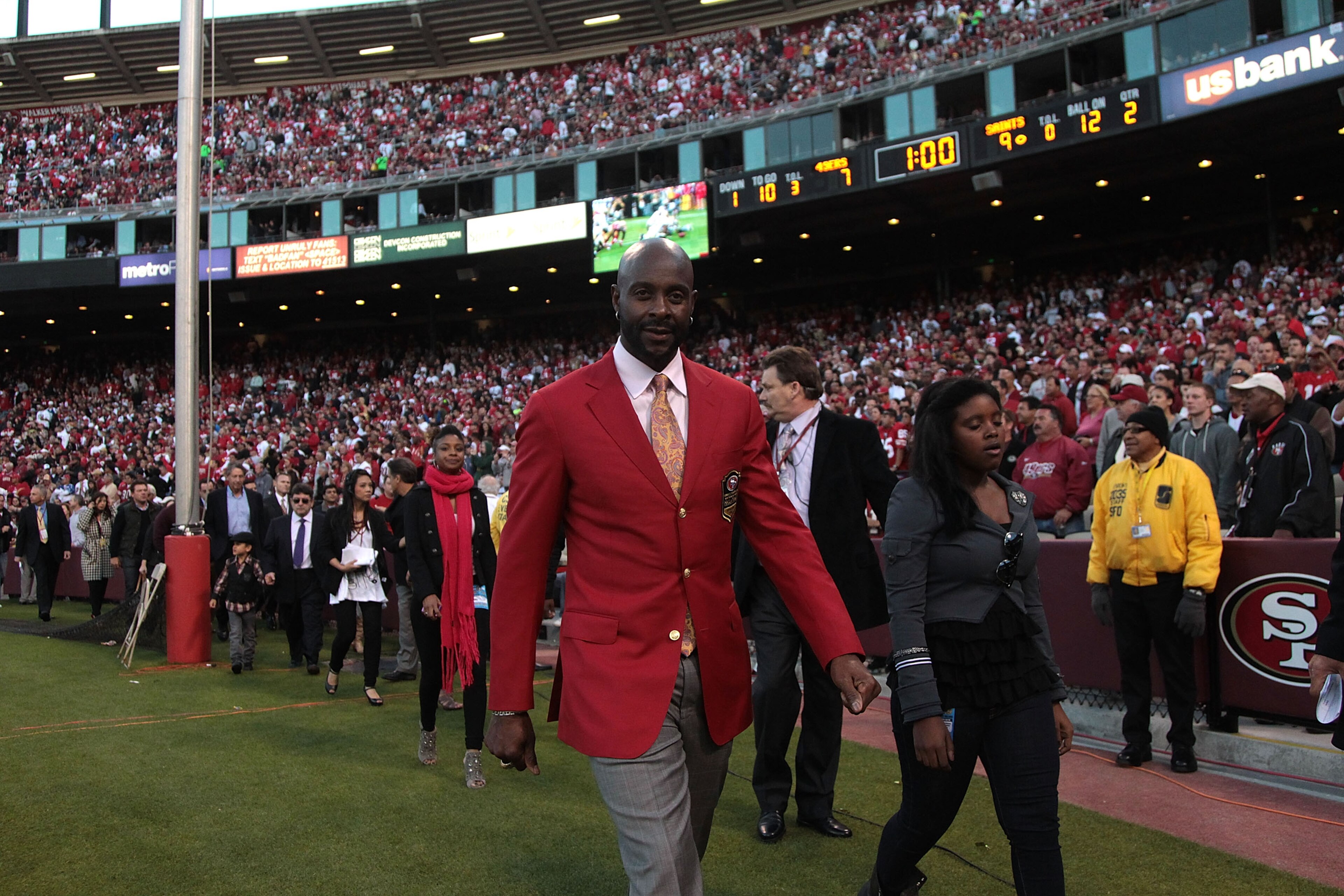 SAN FRANCISCO - SEPTEMBER 20:  Former member of the San Francisco 49ers Jerry Rice has his number retired at halftime against the New Orleans Saints during an NFL game at Candlestick Park on September 20, 2010 in San Francisco, California.  (Photo by Jed