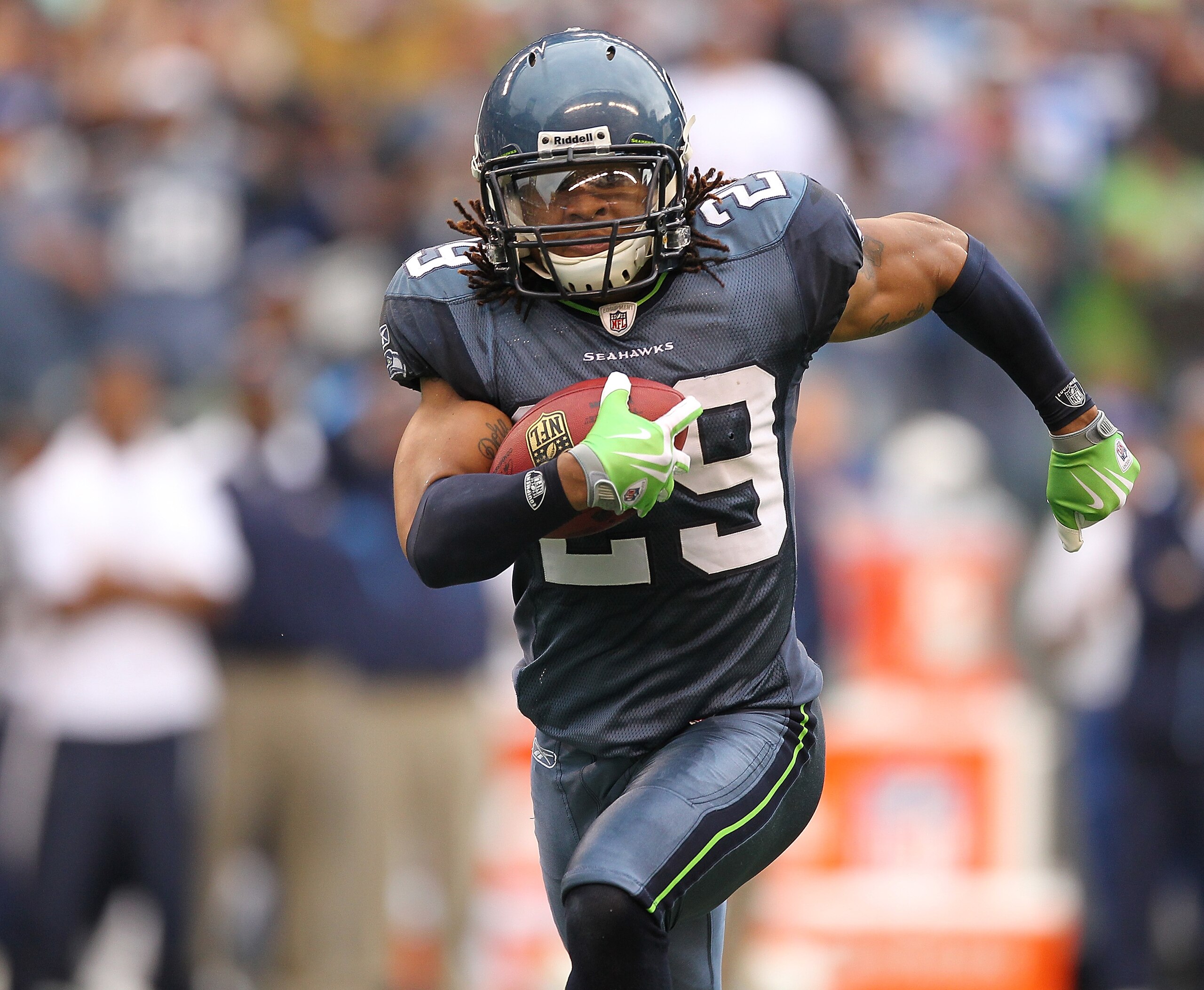 SEATTLE - SEPTEMBER 26: Earl Thomas #29 of the Seattle Seahawks returns an interception against the San Diego Chargers at Qwest Field on September 26, 2010 in Seattle, Washington. The Seahawks defeated the Chargers 27-20. (Photo by Otto Greule Jr/Getty I SEATTLE - SEPTEMBER 26: Earl Thomas #29 of the Seattle Seahawks returns an interception against the San Diego Chargers at Qwest Field on September 26, 2010 in Seattle, Washington. The Seahawks defeated the Chargers 27-20. (Photo by Otto Greule Jr/Getty I