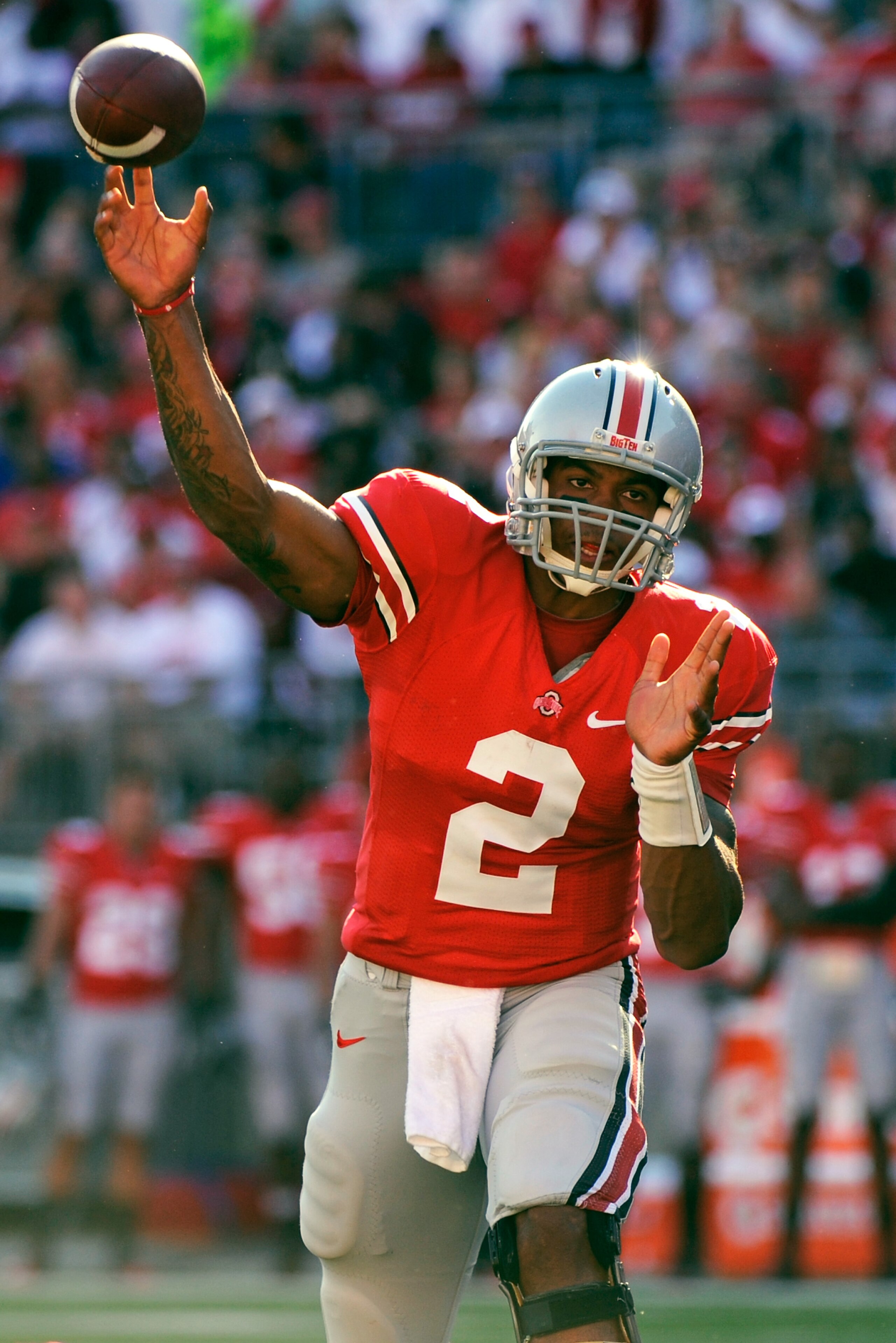 COLUMBUS, OH - SEPTEMBER 25:  Terrelle Pryor #2 of the Ohio State Buckeyes throws a pass against the Eastern Michigan Eagles at Ohio Stadium on September 25, 2010 in Columbus, Ohio.  (Photo by Jamie Sabau/Getty Images)