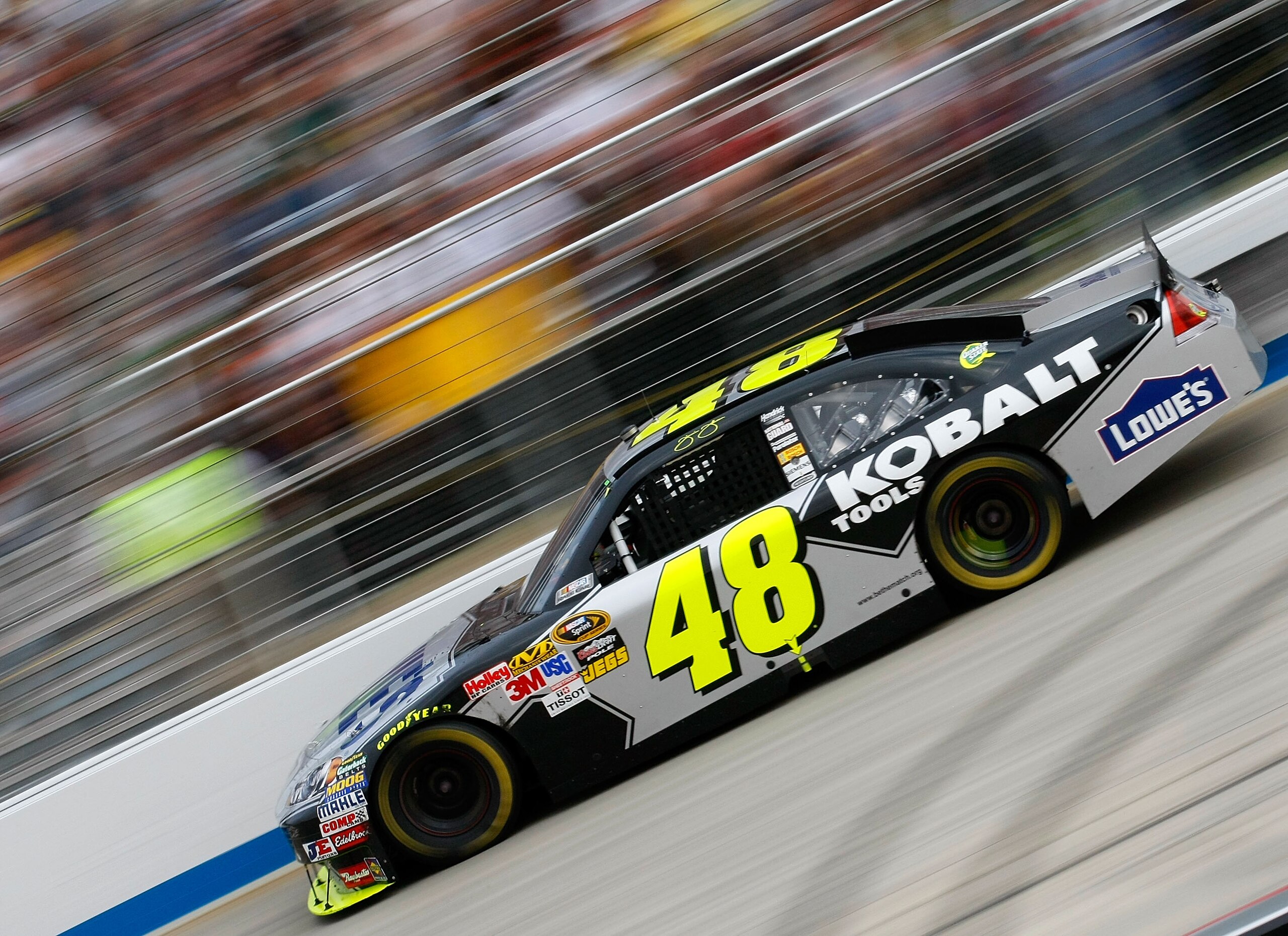 DOVER, DE - SEPTEMBER 26:  Jimmie Johnson drives the #48 Lowe's Chevrolet during the NASCAR Sprint Cup Series AAA 400 at Dover International Speedway on September 26, 2010 in Dover, Delaware.  (Photo by Geoff Burke/Getty Images for NASCAR)
