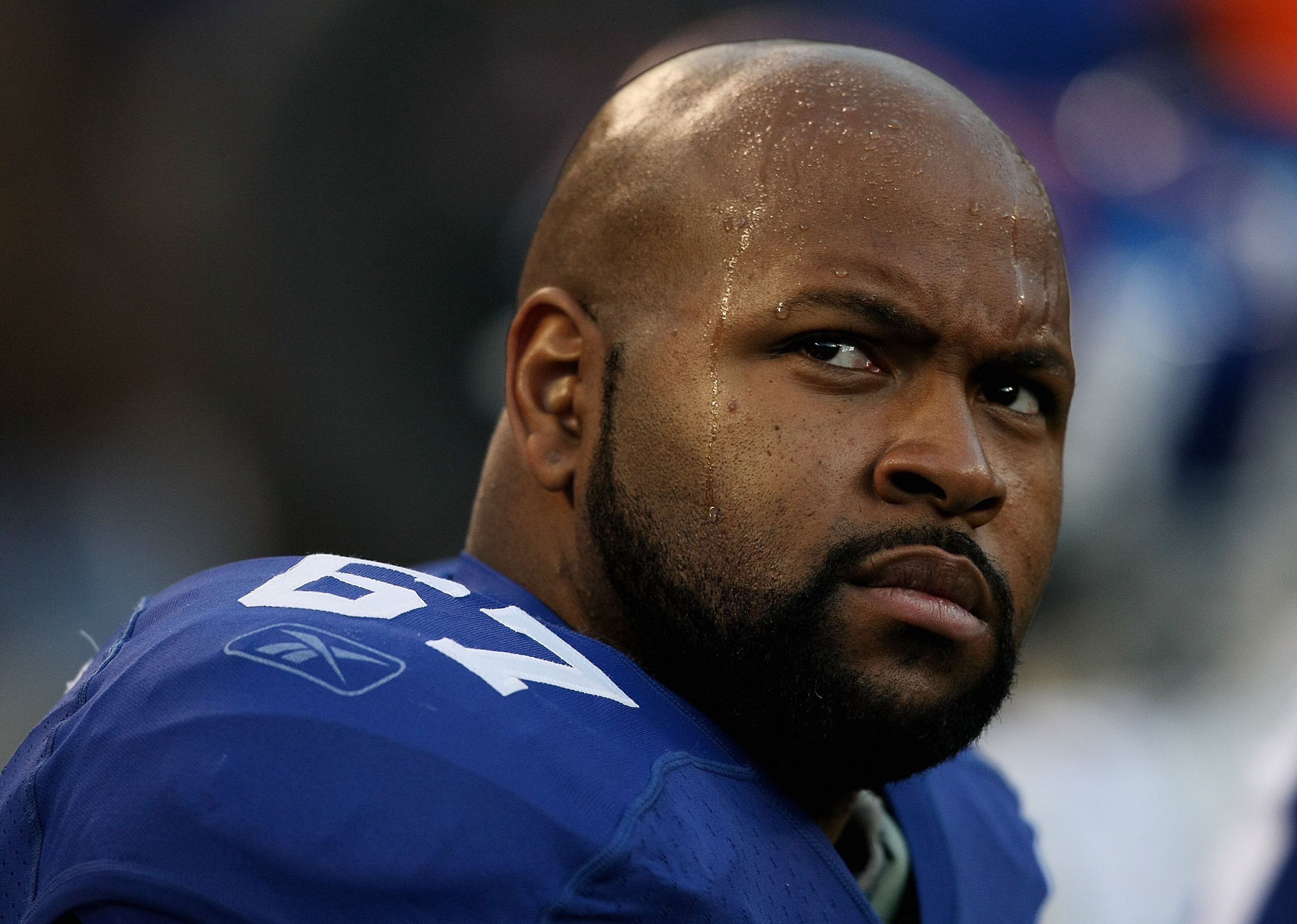 EAST RUTHERFORD, NJ - NOVEMBER 8: Kareem McKenzie #67 of the New York Giants sits on the bench against the San Diego Chargers at Giants Stadium on November 8, 2009 in East Rutherford, New Jersey. The Chargers defeated the Giants 21-20. (Photo by Nick La EAST RUTHERFORD, NJ - NOVEMBER 8: Kareem McKenzie #67 of the New York Giants sits on the bench against the San Diego Chargers at Giants Stadium on November 8, 2009 in East Rutherford, New Jersey. The Chargers defeated the Giants 21-20. (Photo by Nick La