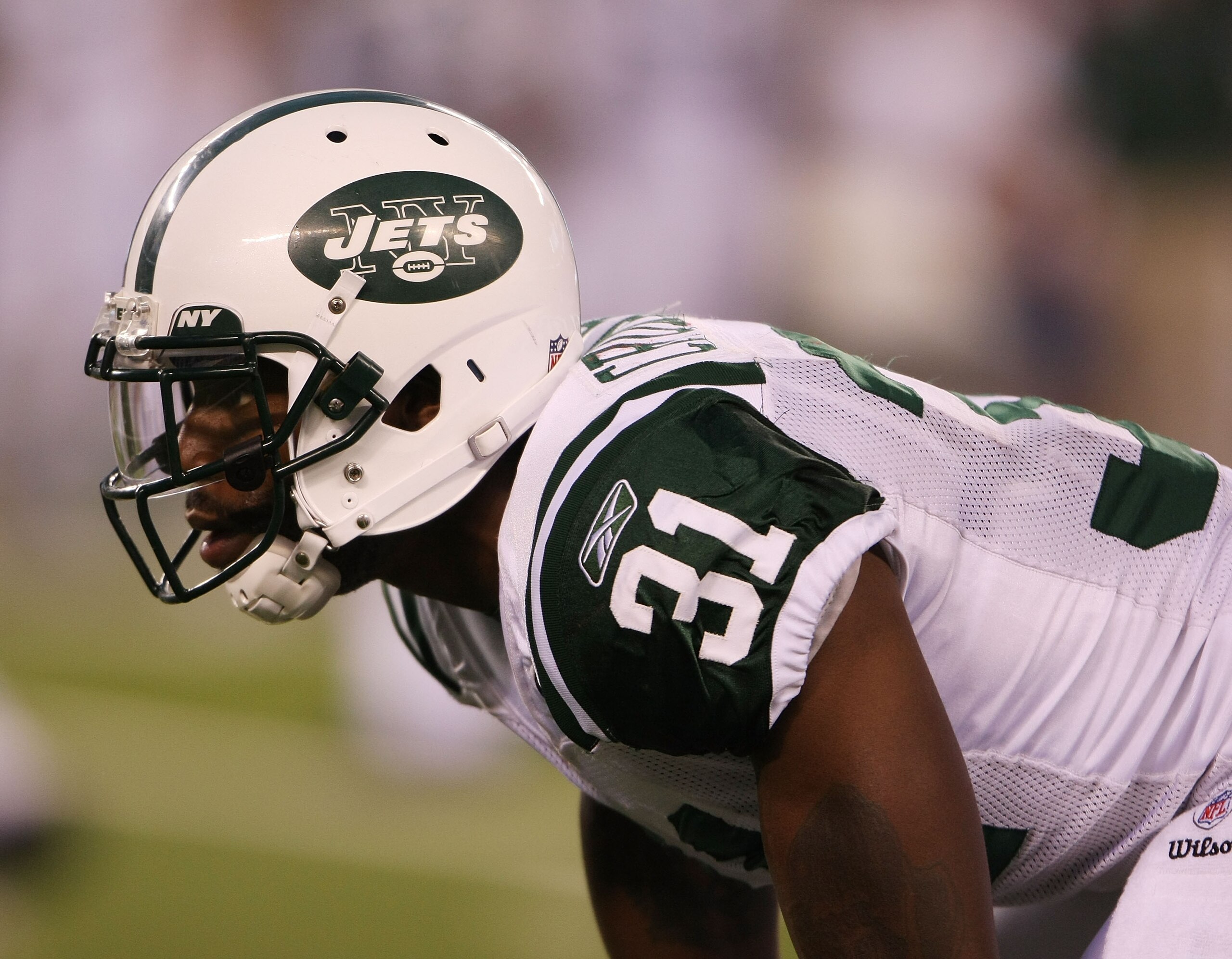 EAST RUTHERFORD, NJ - SEPTEMBER 19: Antonio Cromartie #31 of the New York Jets in action against the New England Patriots during their game on September 19, 2010 at the New Meadowlands Stadium in East Rutherford, New Jersey. (Photo by Al Bello/Getty I EAST RUTHERFORD, NJ - SEPTEMBER 19: Antonio Cromartie #31 of the New York Jets in action against the New England Patriots during their game on September 19, 2010 at the New Meadowlands Stadium in East Rutherford, New Jersey. (Photo by Al Bello/Getty I