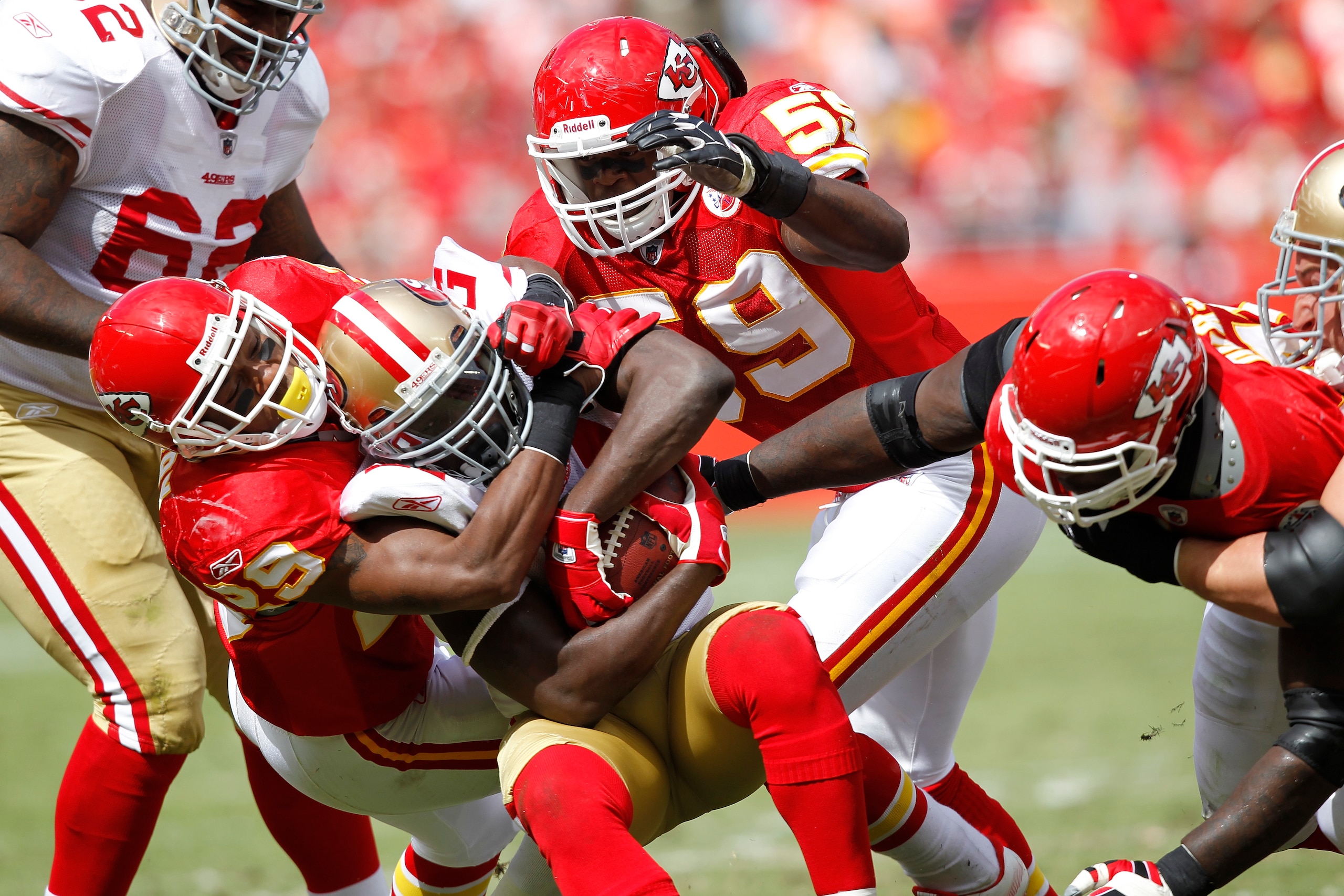 KANSAS CITY, MO - SEPTEMBER 26: Eric Berry #29 and Jovan Belcher #59 of the Kansas City Chiefs make a tackle against Frank Gore #21 of the San Francisco 49ers at Arrowhead Stadium on September 26, 2010 in Kansas City, Missouri. The Chiefs won 31-10. (Phot