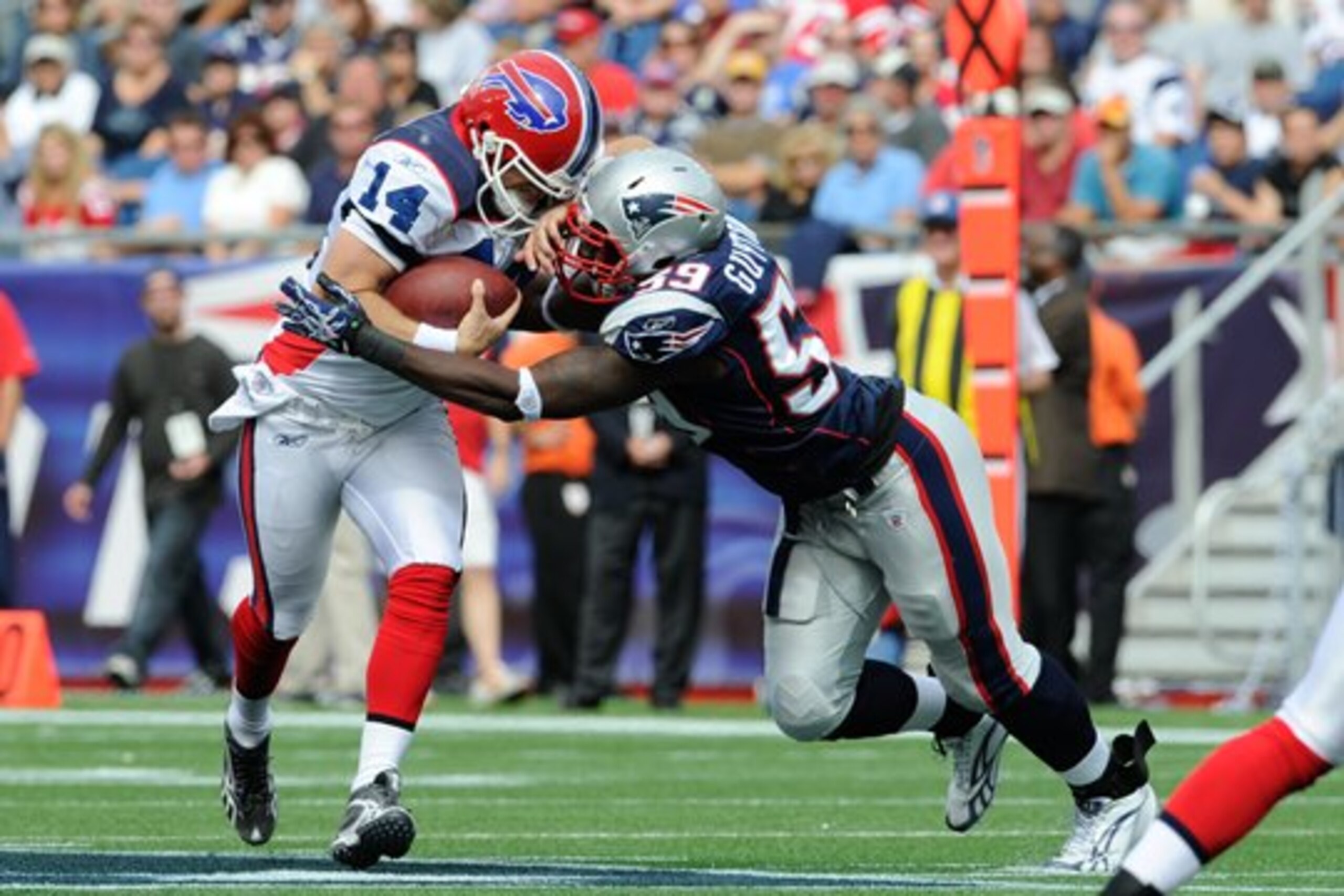 Ryan Fitzpatrick refuses to slide when he scrambles with ball