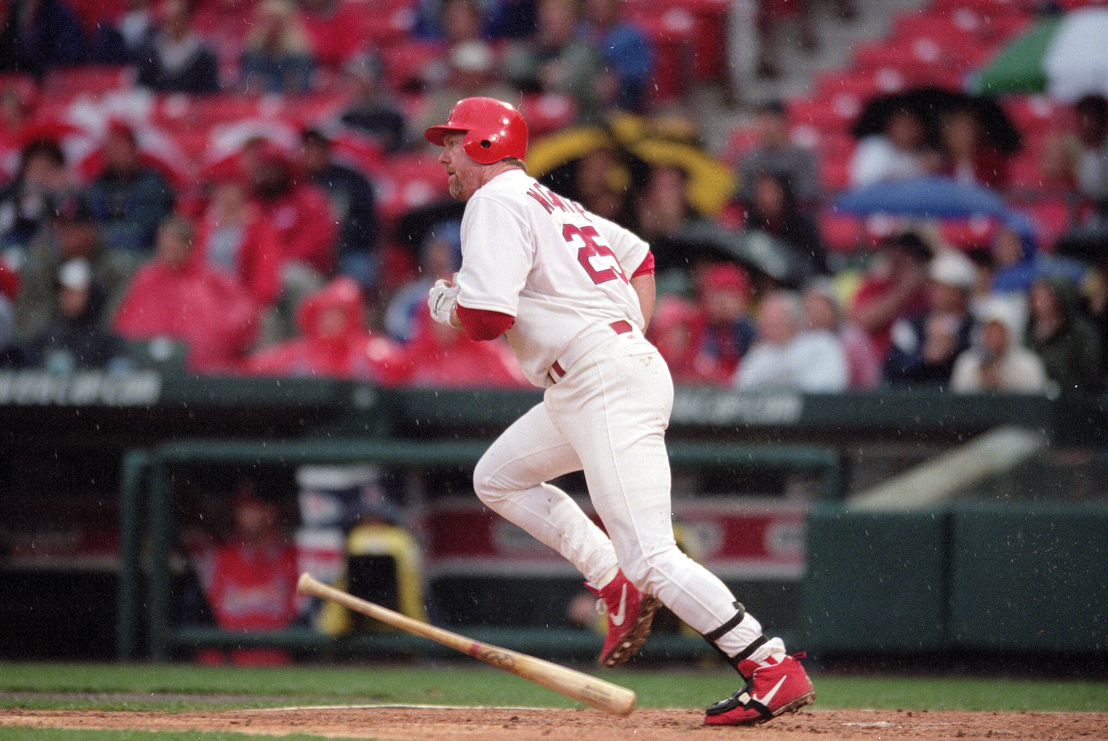 23 Apr 2000:  Mark McGwire #25 of the St. Louis Cardinals in action during the game against the Colorado Rockies at Busch Stadium in St. Louis, Missouri. The Cardinals defeated the Rockies 6-3. Mandatory Credit: Elsa Hasch  /Allsport