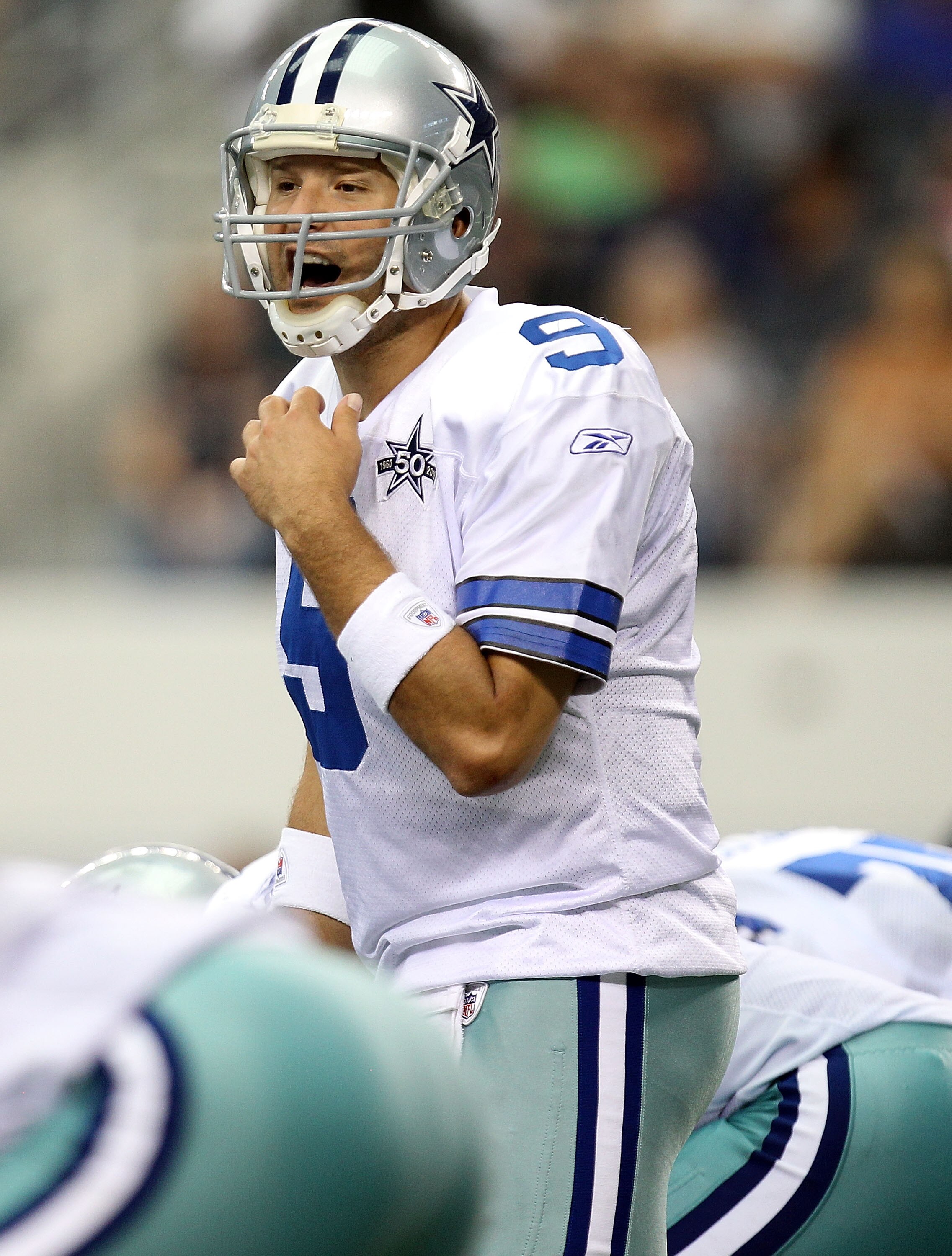 ARLINGTON, TX - SEPTEMBER 19:  Quarterback Tony Romo #9 of the Dallas Cowboys at Cowboys Stadium on September 19, 2010 in Arlington, Texas.  (Photo by Ronald Martinez/Getty Images)