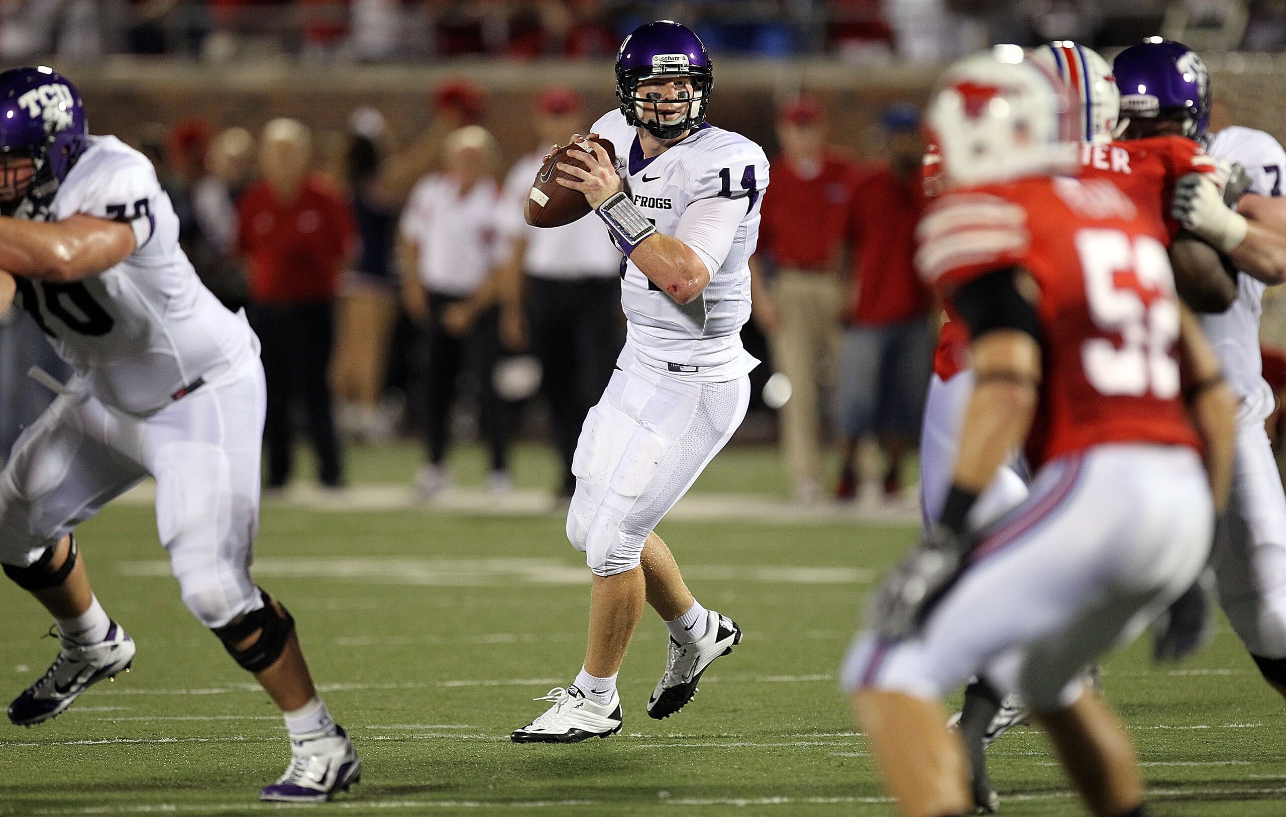 DALLAS - SEPTEMBER 24:  Quarterback Andy Dalton #14 of the TCU Horned Frogs at Gerald J. Ford Stadium on September 24, 2010 in Dallas, Texas.  (Photo by Ronald Martinez/Getty Images)