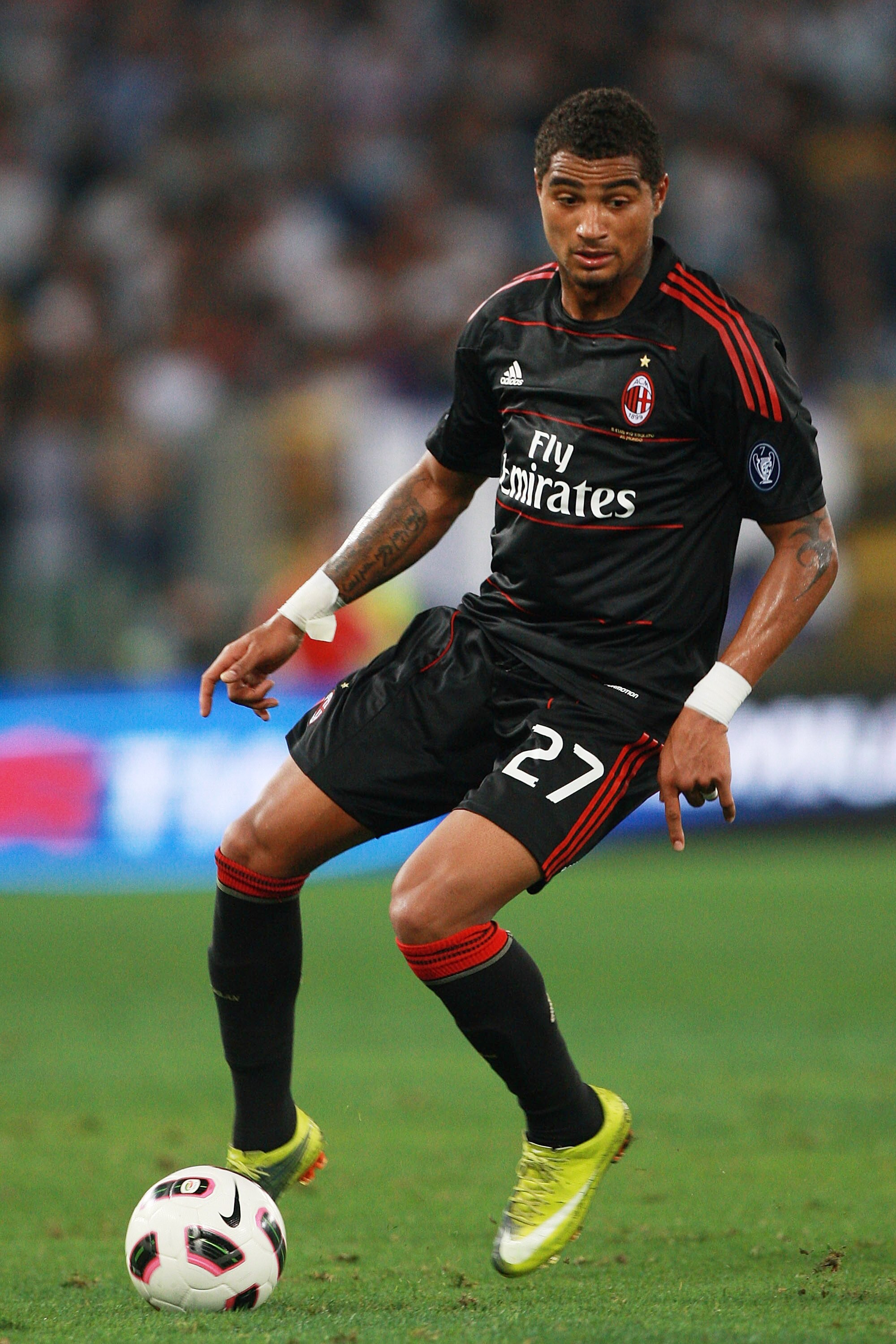ROME - SEPTEMBER 22:  Prince Boateng of AC Milan in action during the Serie A match between SS Lazio and AC Milan at Stadio Olimpico on September 22, 2010 in Rome, Italy.  (Photo by Paolo Bruno/Getty Images)