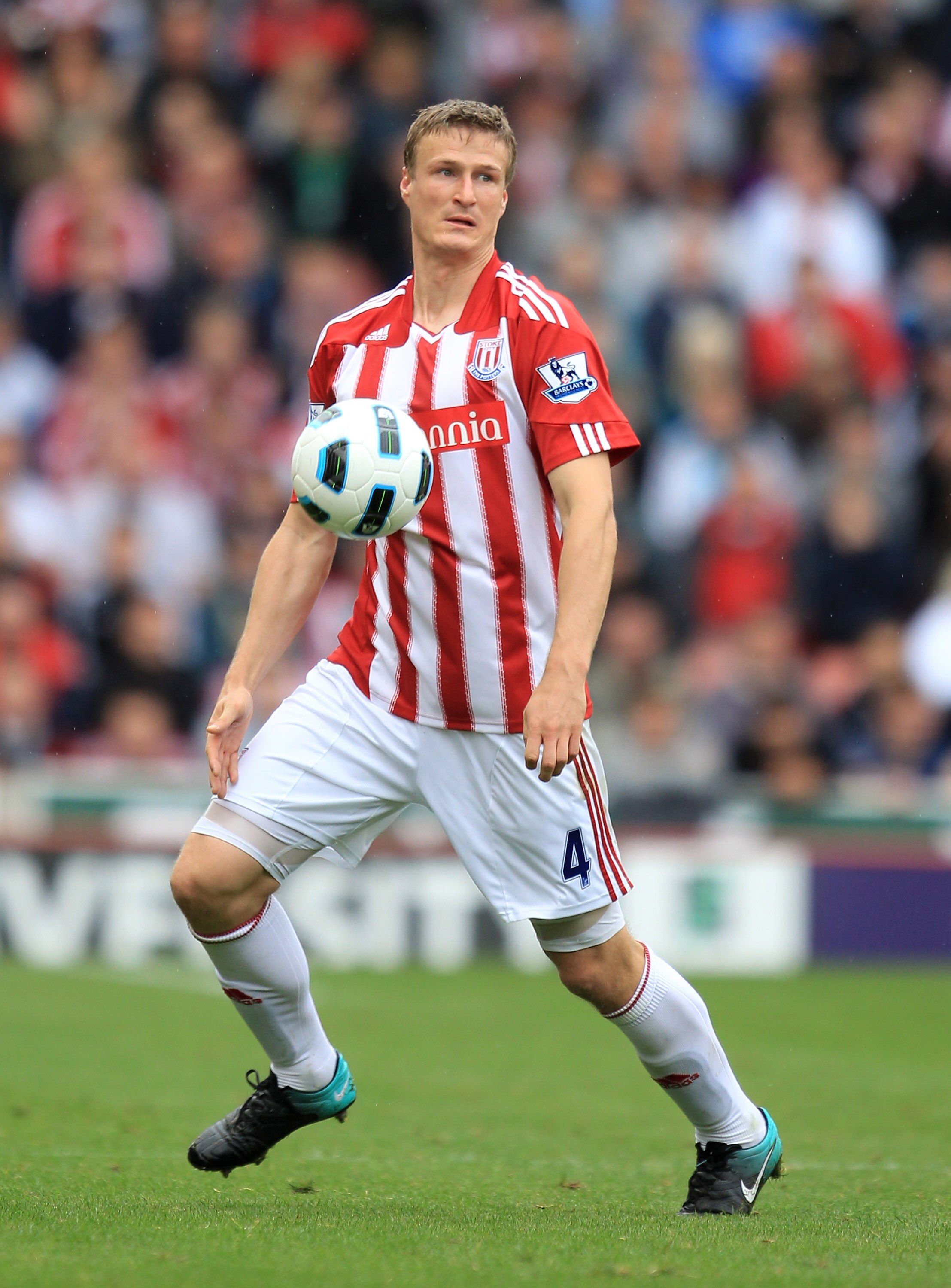 STOKE ON TRENT, ENGLAND - SEPTEMBER 18:  Robert Huth of Stoke City in action during the Barclays Premier League match between Stoke City and West Ham United at the Britannia Stadium on September 18, 2010 in Stoke on Trent, England.  (Photo by Mark Thompso
