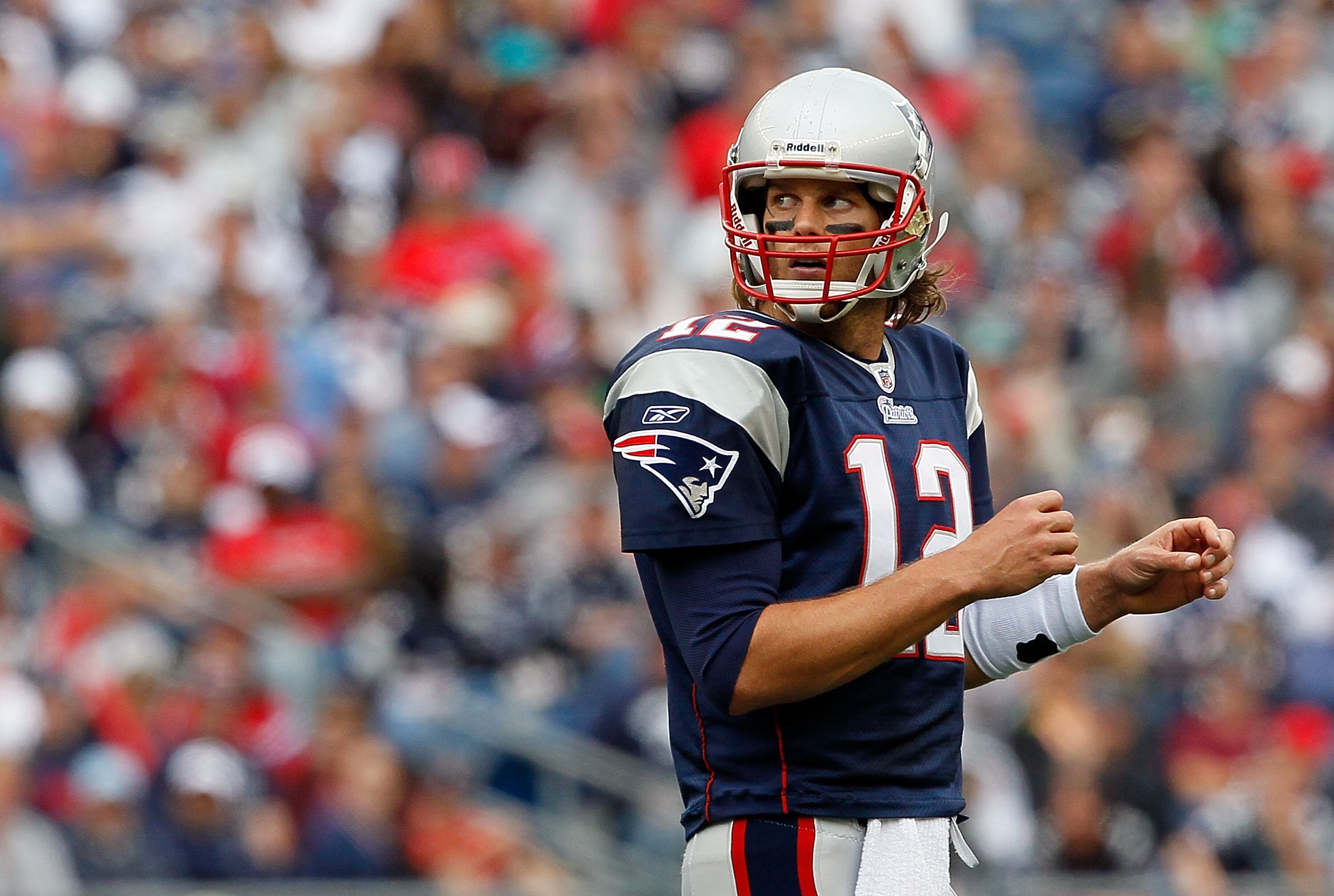 FOXBORO, MA - SEPTEMBER 26:  Tom Brady #12 of the New England Patriots calls out the play in the third quarter against the Buffalo Bills during on September 26, 2010 at Gillette Stadium in Foxboro, Massachusetts. The Patriots defeated the Bills 38-30.  (P