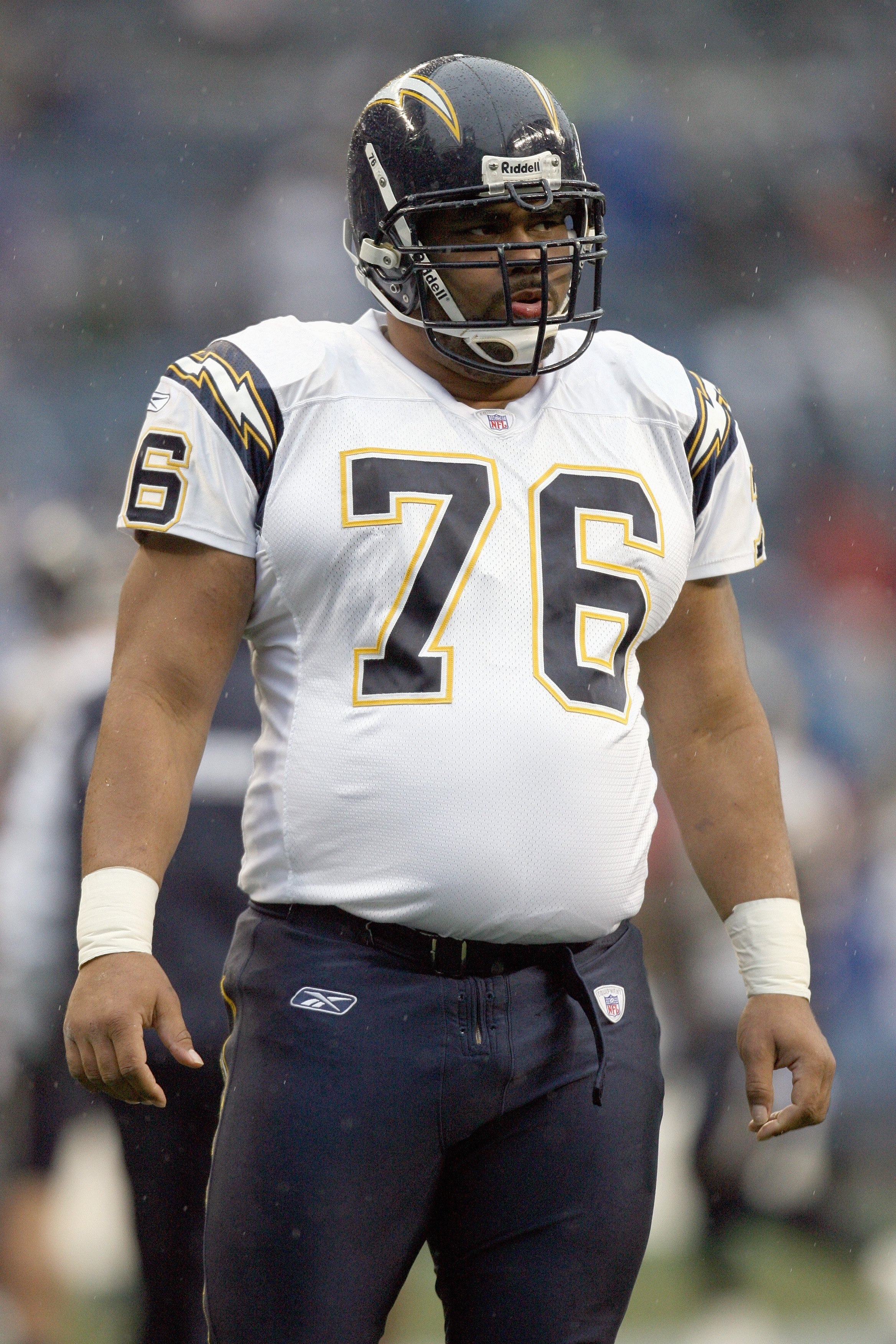 SEATTLE - DECEMBER 24:  Jamal Williams #76 of the San Diego Chargers stands on the field before the game against the Seattle Seahawks on December 24, 2006 at Qwest Field in Seattle, Washington. (Photo by Otto Greule Jr/Getty Images)