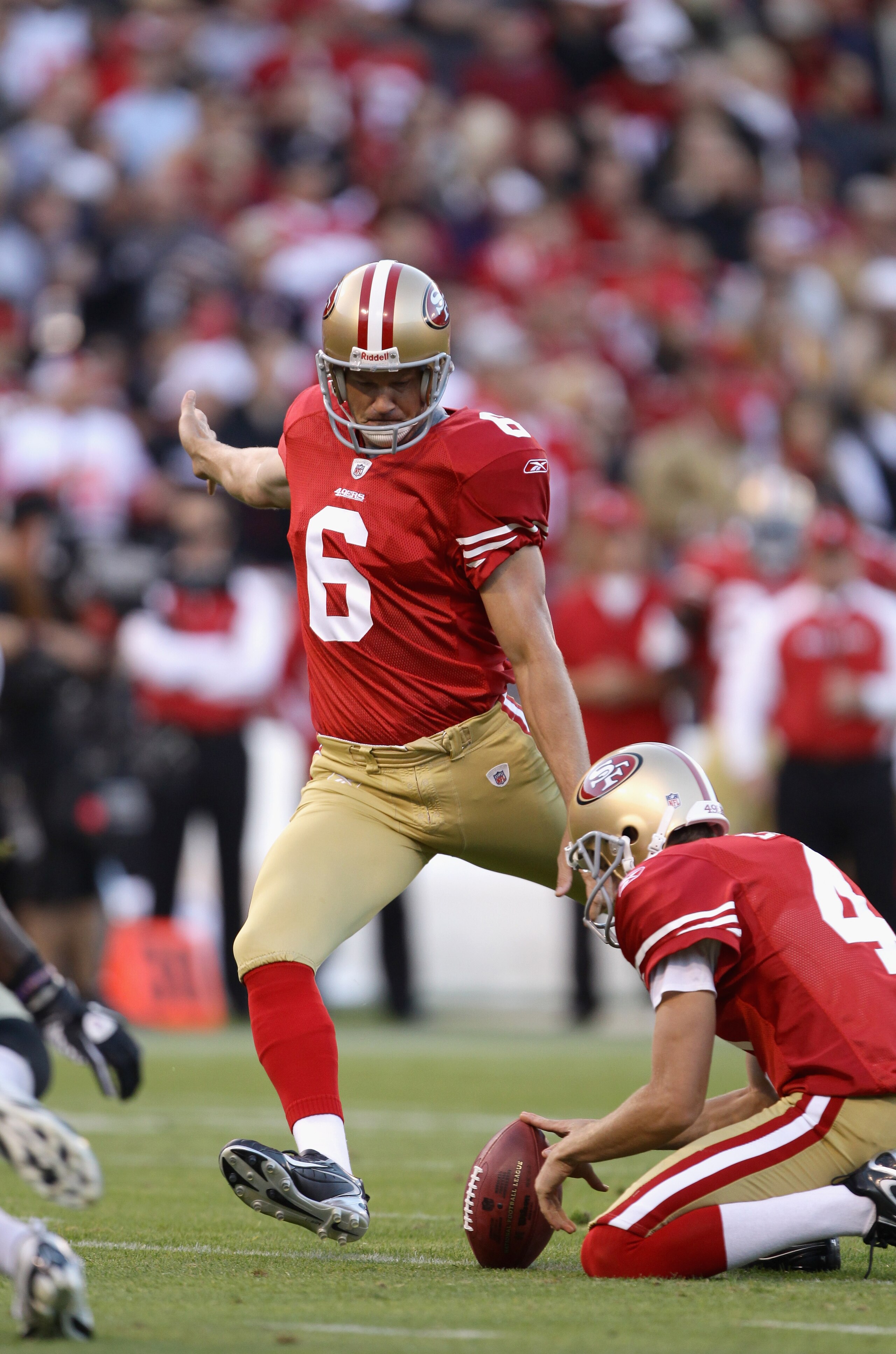 SAN FRANCISCO - SEPTEMBER 20:  Joe Nedney #6 of the San Francisco 49ers kicks a field goal during their game against the New Orleans Saints at Candlestick Park on September 20, 2010 in San Francisco, California.  (Photo by Ezra Shaw/Getty Images)
