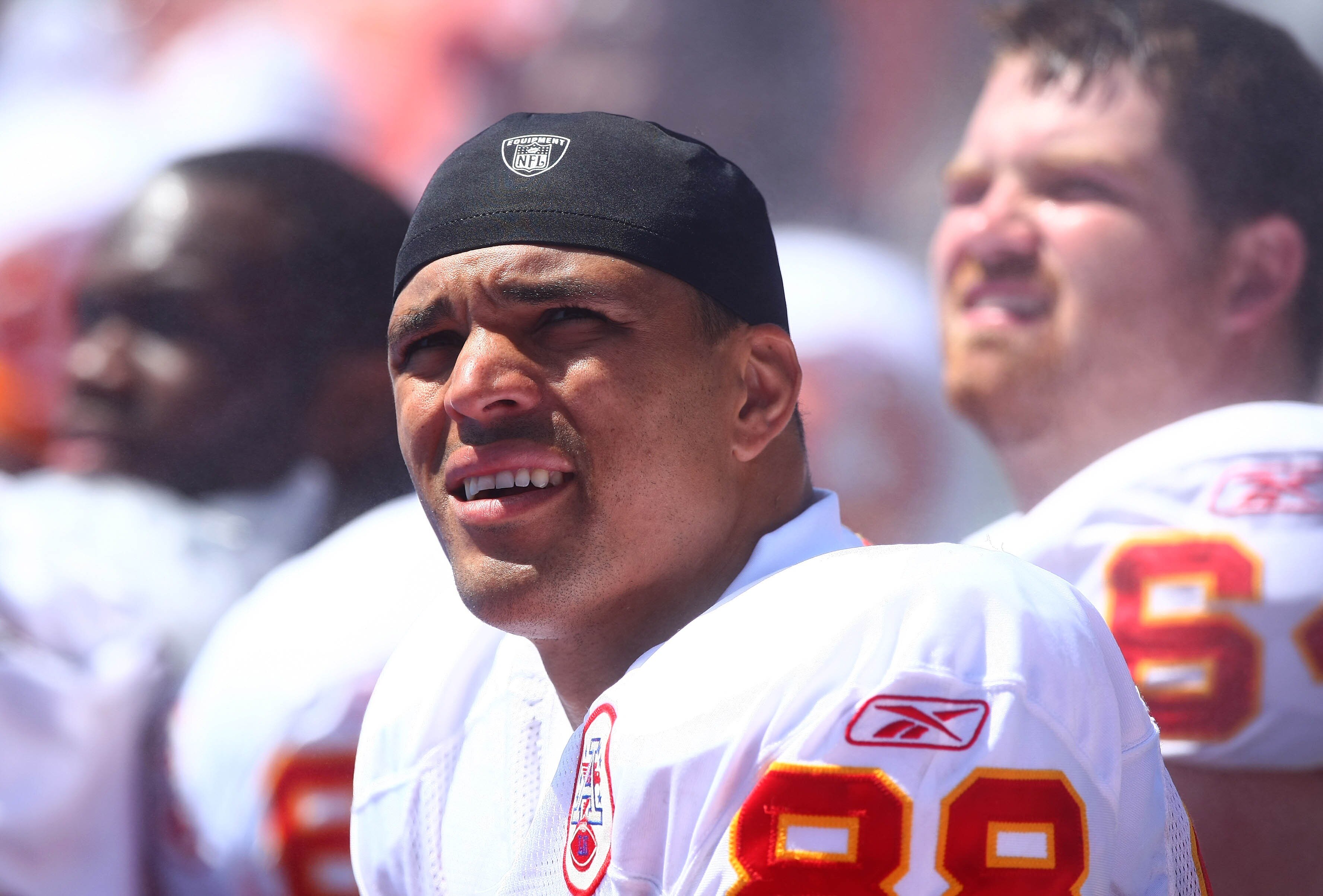 SAN DIEGO, UNITED STATES - SEPTEMBER 30:  Tight End Tony Gonzales #88 of Kansas City Chiefs looks on from the sidelines against the San Diego Chargers during their NFL game on September 30, 2007 at Qualcomm Stadium in San Diego, California. The Chiefs won