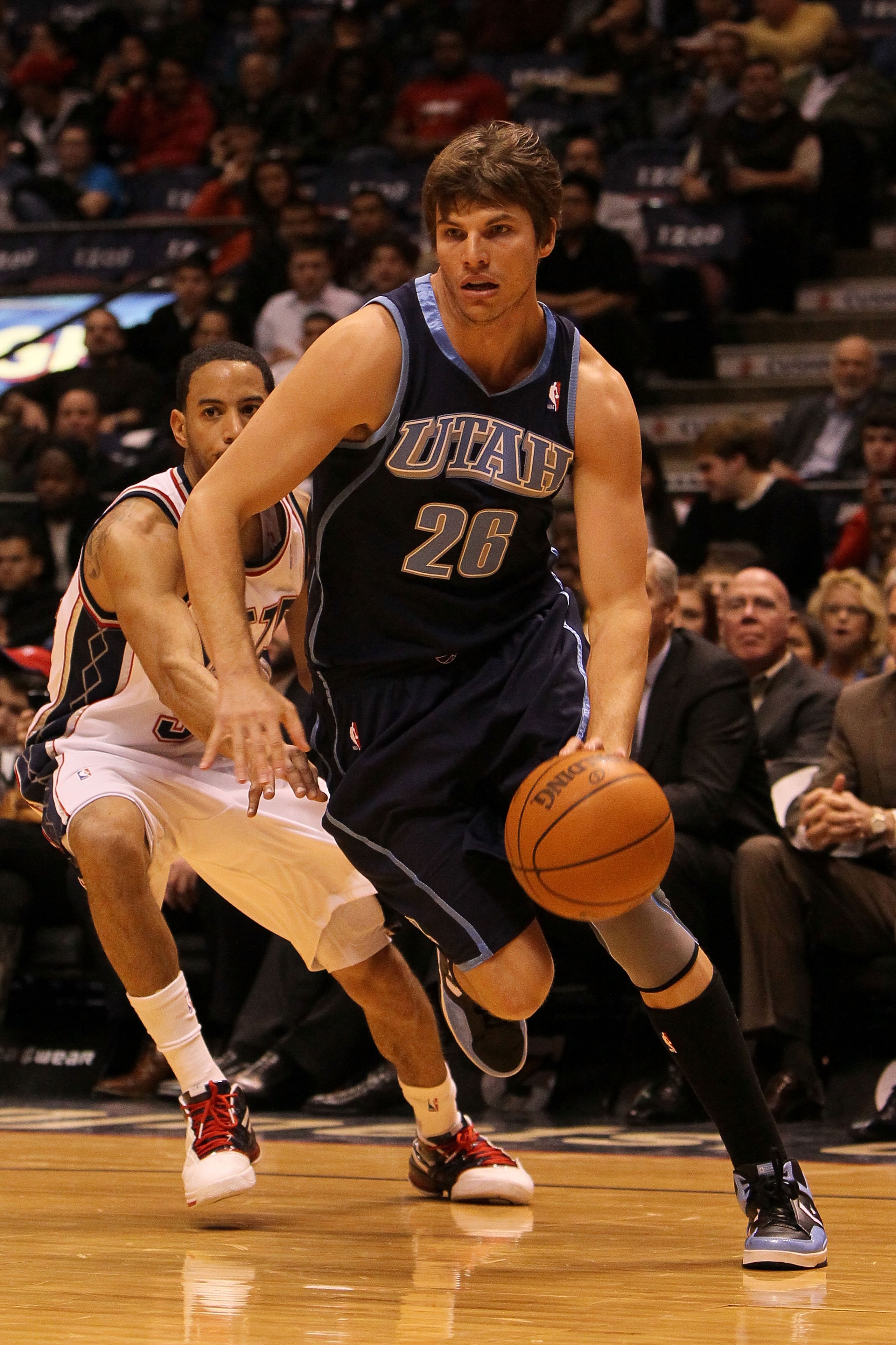 EAST RUTHERFORD, NJ - DECEMBER 16:  Kyle Korver #26  of The Utah Jazz in action against the New Jersey Nets during their game on December 16th, 2009 at The Izod Center in East Rutherford, New Jersey.  NOTE TO USER: User expressly acknowledges and agrees t