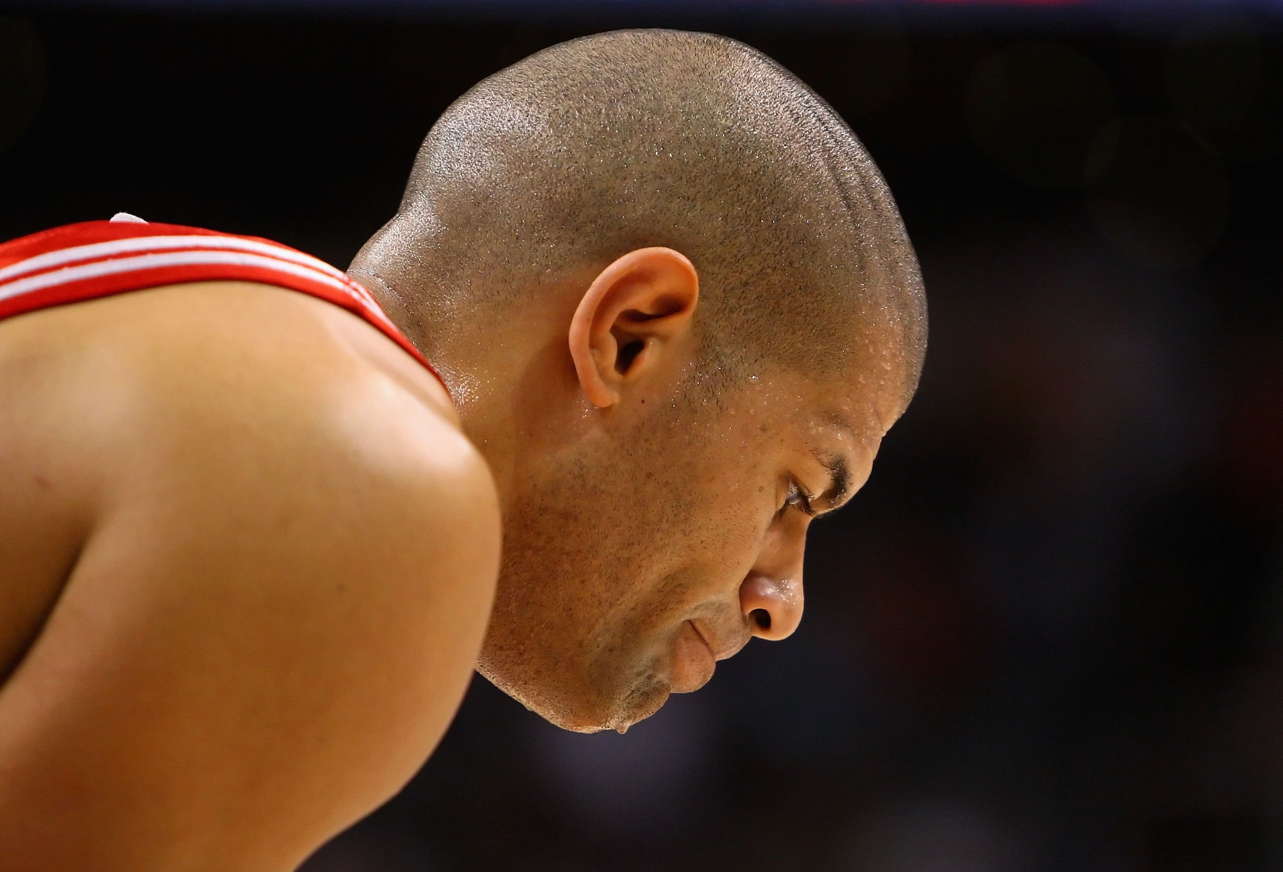 PHOENIX - JANUARY 06:  Shane Battier #31 of the Houston Rockets during the NBA game against the Phoenix Suns at US Airways Center on January 6, 2010 in Phoenix, Arizona. The Suns defeated the Rockets 118-110.  NOTE TO USER: User expressly acknowledges and